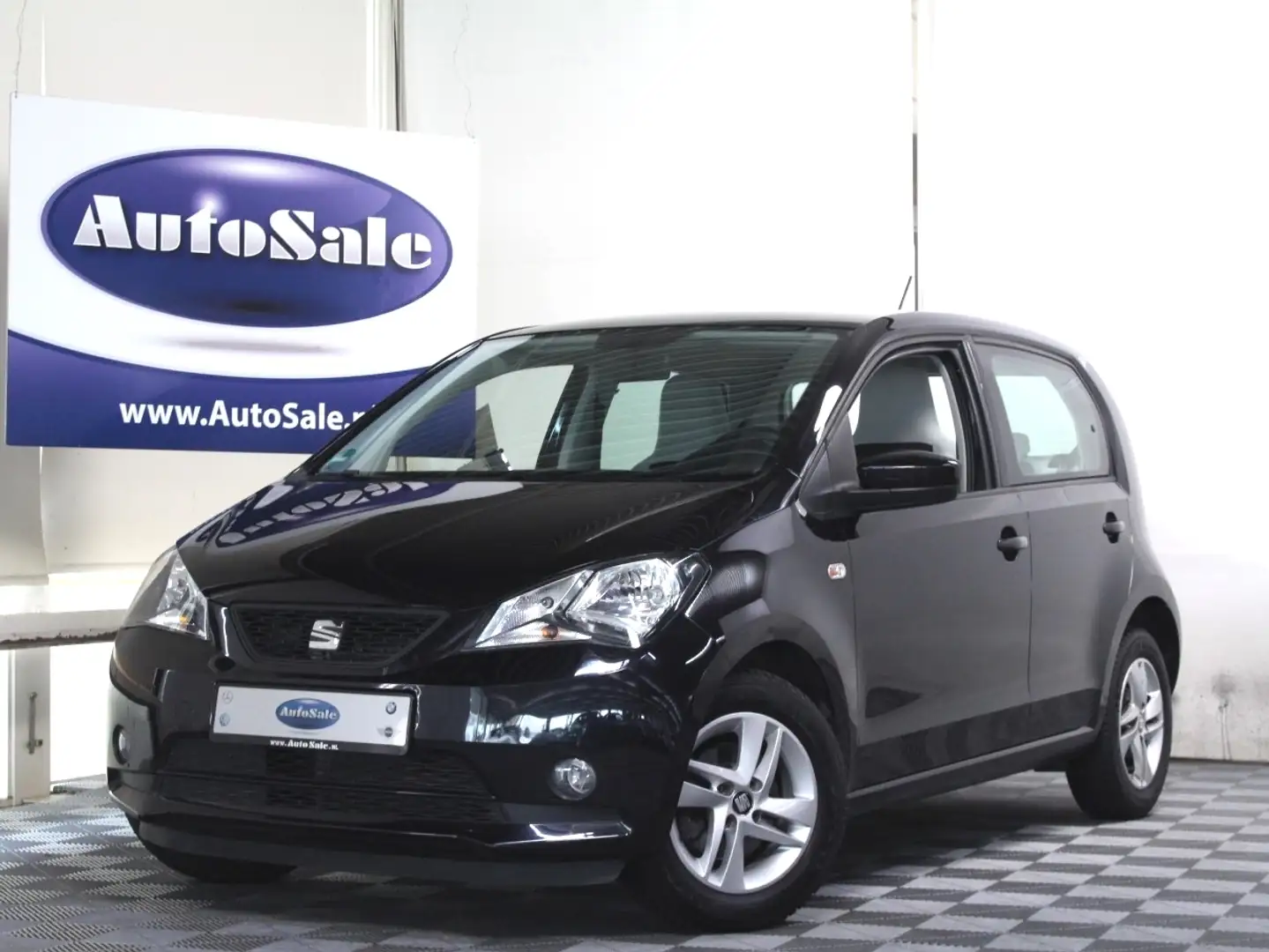 SEAT Mii 1.0 Style Chic AUTOMAAT AIRCO CRUISE STOELVW PDC L Zwart - 1