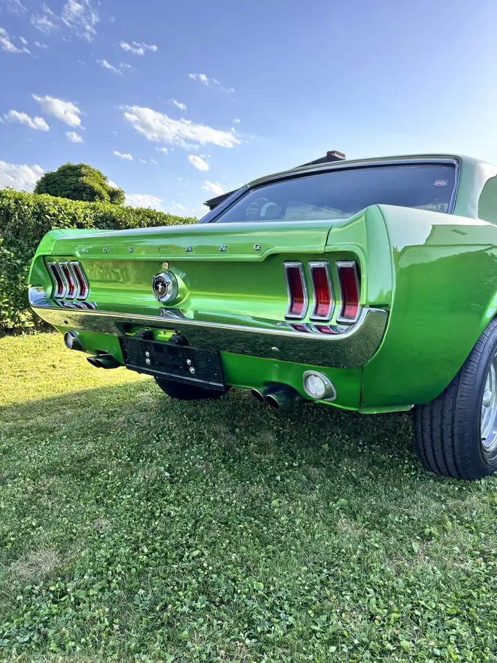 Ford Mustang Oldtimer, foto 5