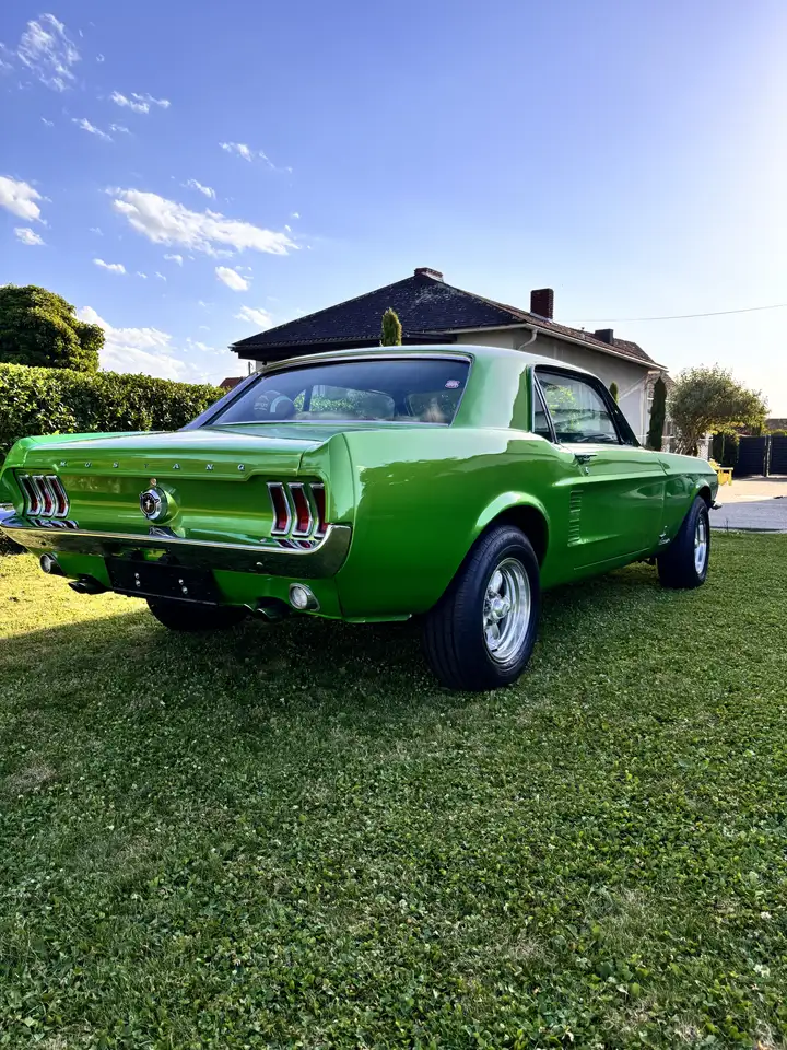 Ford Mustang Oldtimer, foto 6
