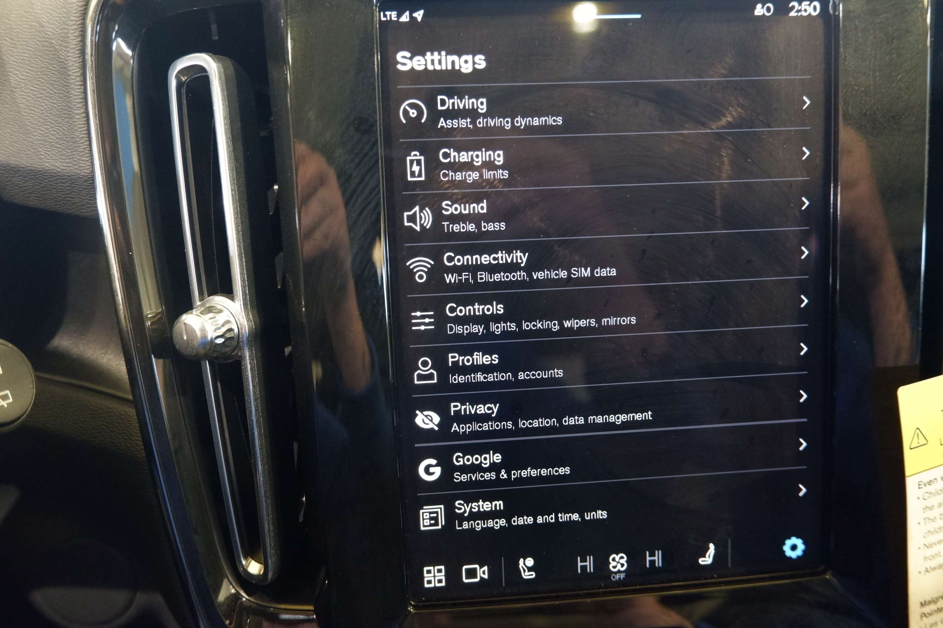 2024 Volvo XC40 Mise En Service 25Juin 2025 , EDI PLUS,DARK THEME thumb 23