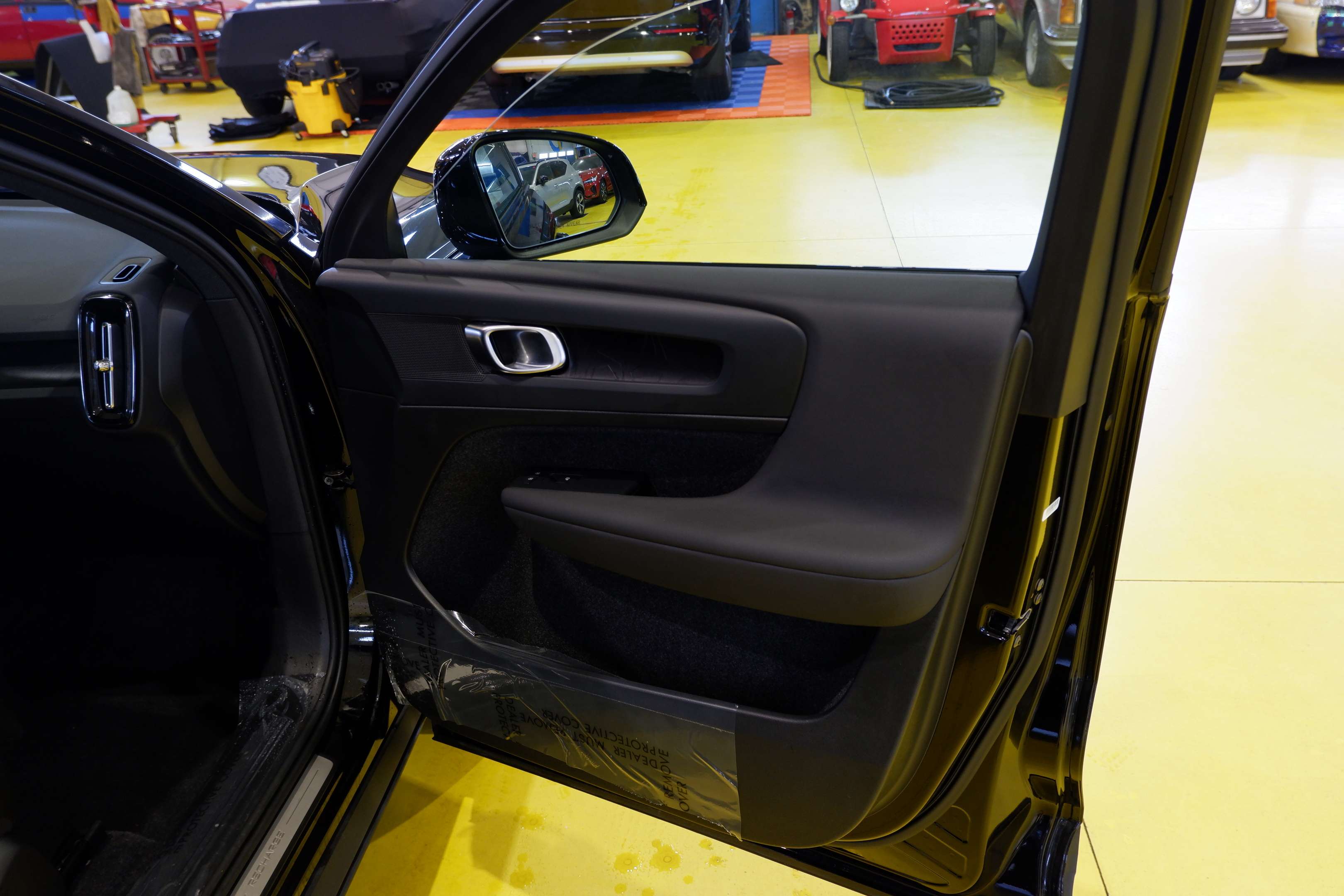 2024 Volvo XC40 Mise En Service 25Juin 2025 , EDI PLUS,DARK THEME thumb 16