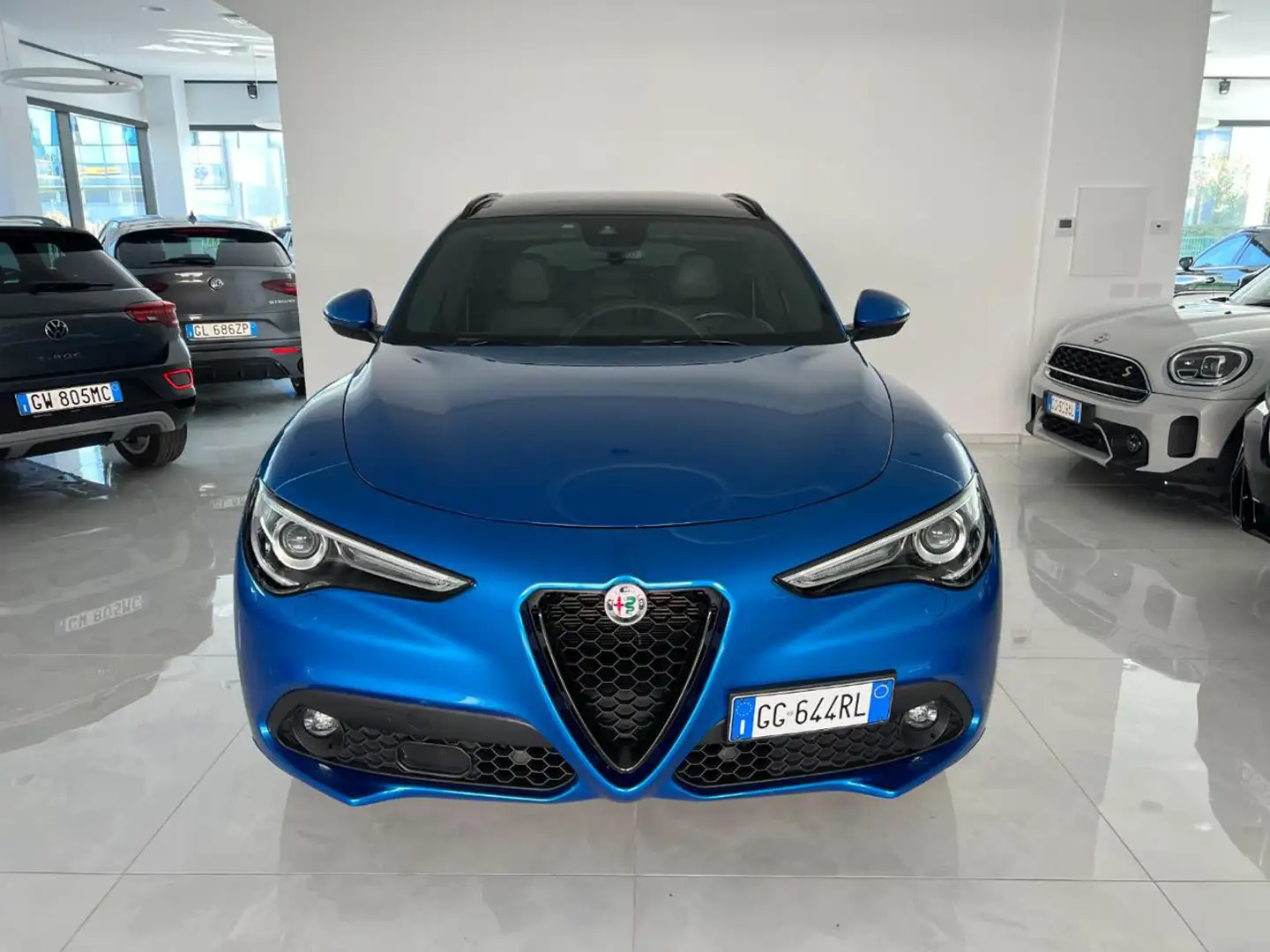 Alfa Romeo Stelvio 2.2 Turbodiesel 210 CV AT8 Q4 Veloce Tetto pan. Azul - 2