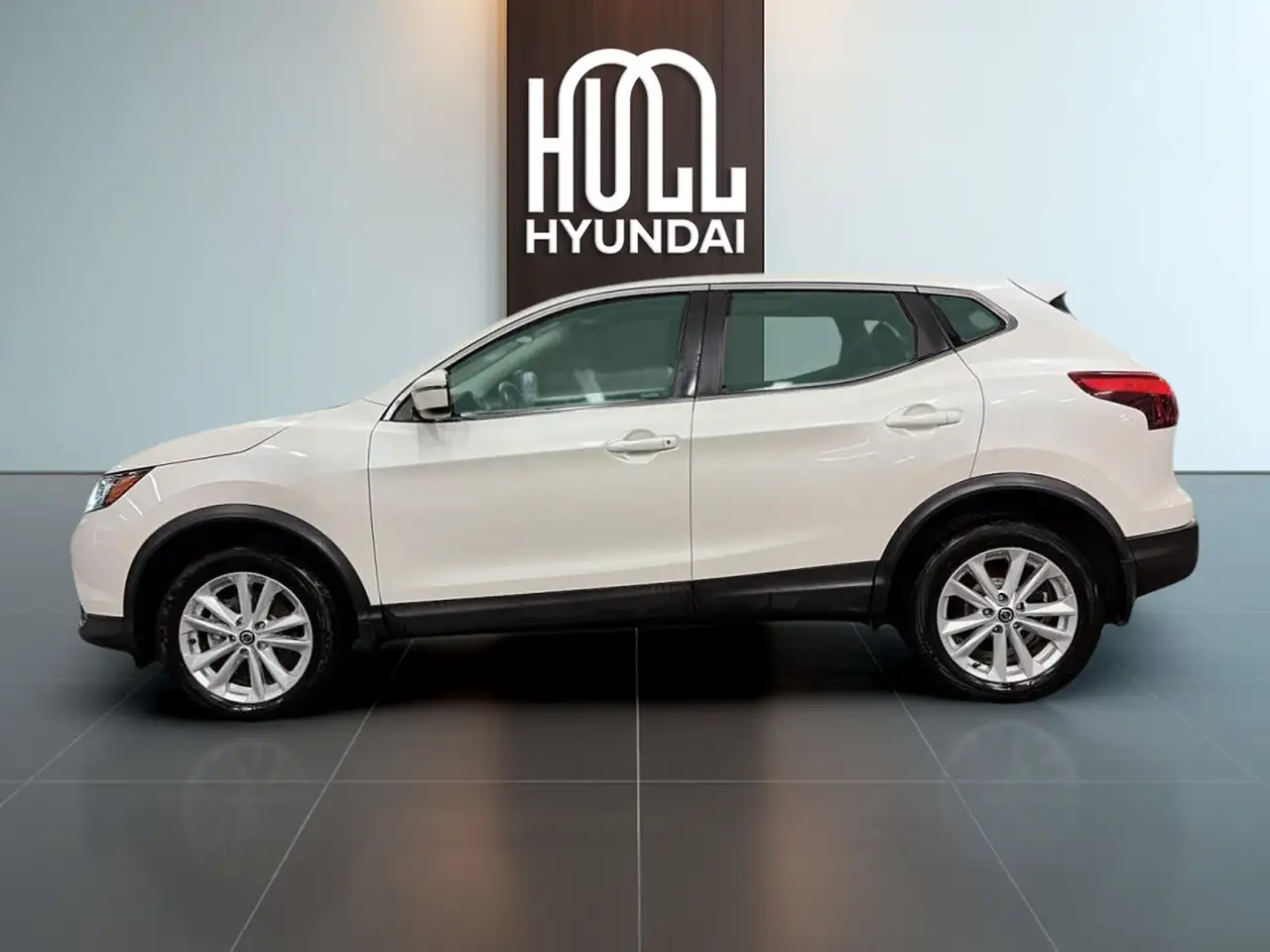 Nissan Qashqai снимка Nissan Qashqai