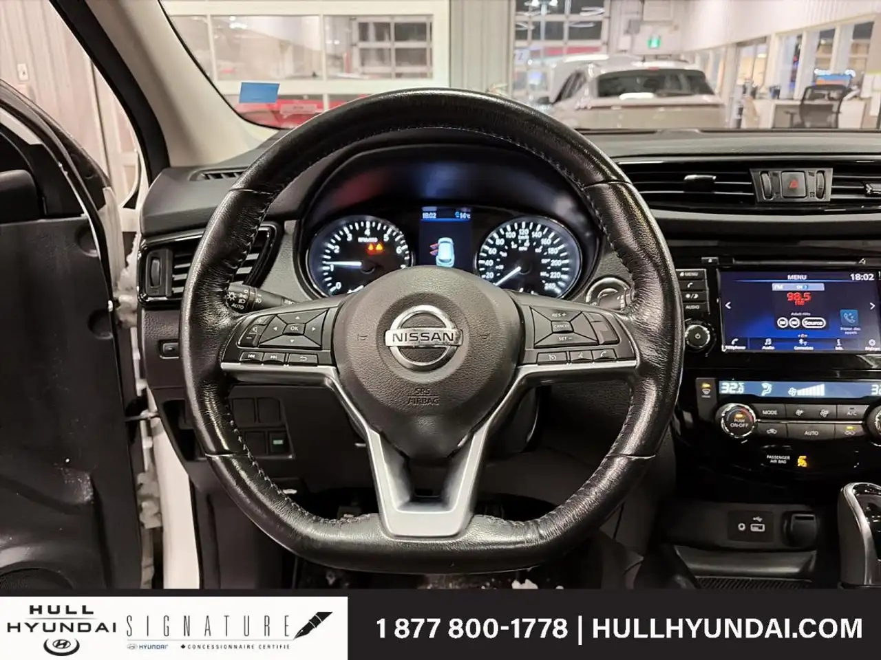 Nissan Qashqai снимка Nissan Qashqai