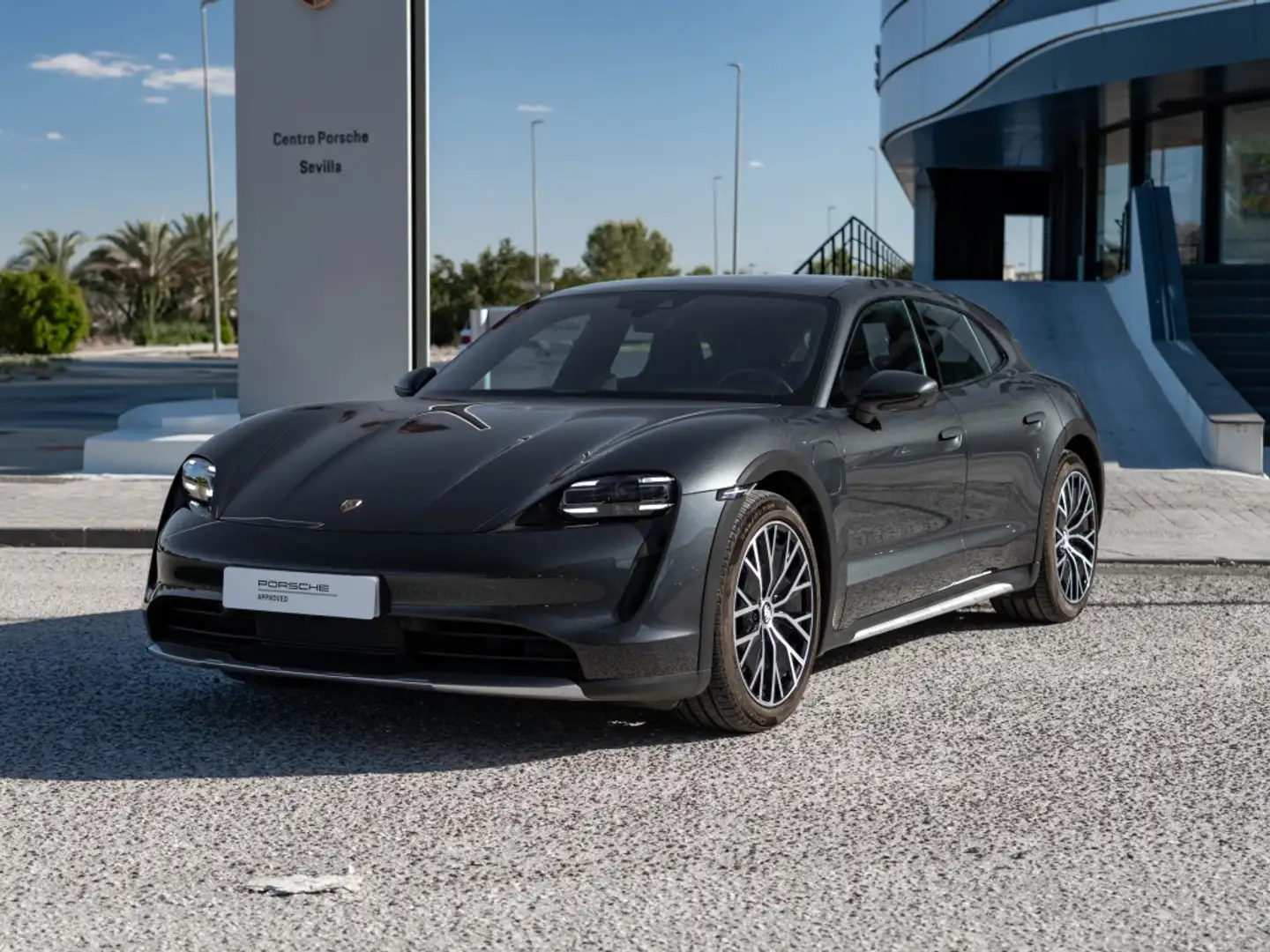Porsche Taycan 4 Cross Turismo Gris - 2