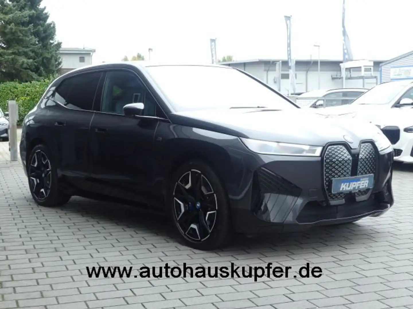 BMW iX M60 Sportpak.AHK°22-LASER°PANO°Massag°Bowers Grijs - 2