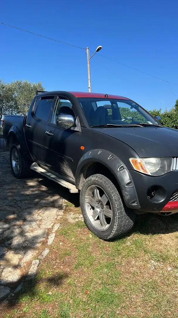 Mitsubishi L200 d.cab 2.5 di-d Intense - 2
