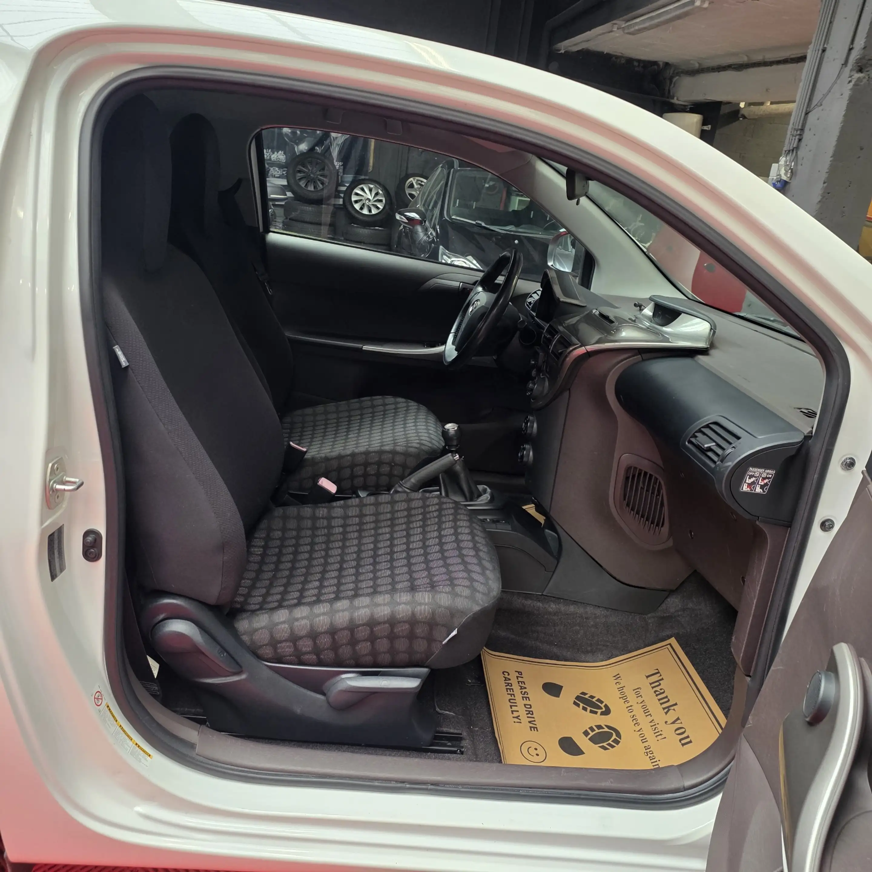 Toyota iQ 1.0i VVT-i Airco 12 Mois de garantie — photo 14