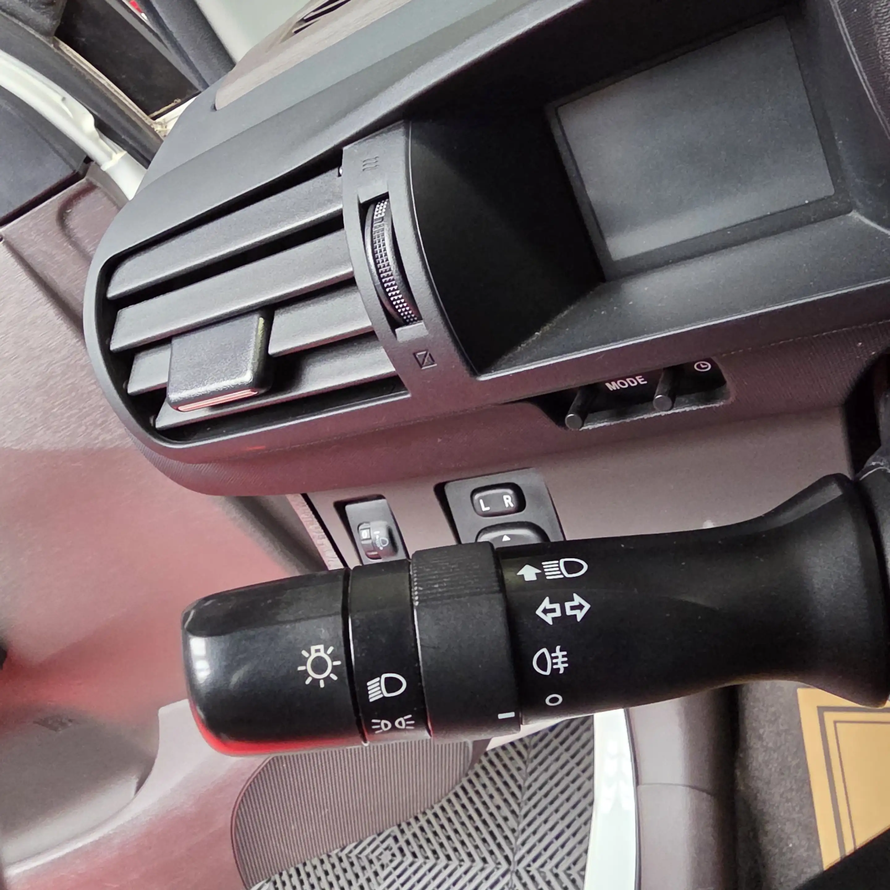 Toyota iQ 1.0i VVT-i Airco 12 Mois de garantie — photo 11