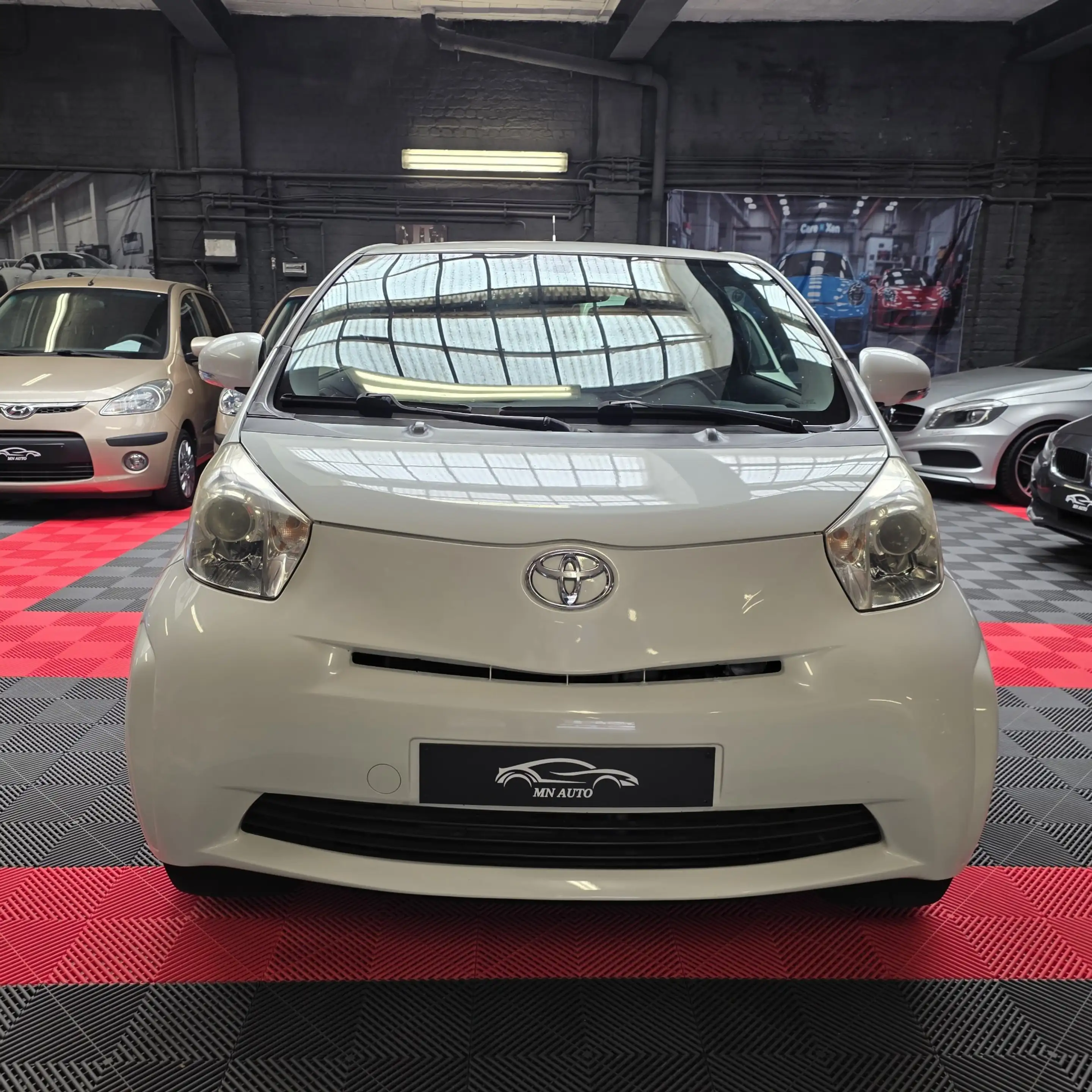 Toyota iQ 1.0i VVT-i Airco 12 Mois de garantie — photo 2