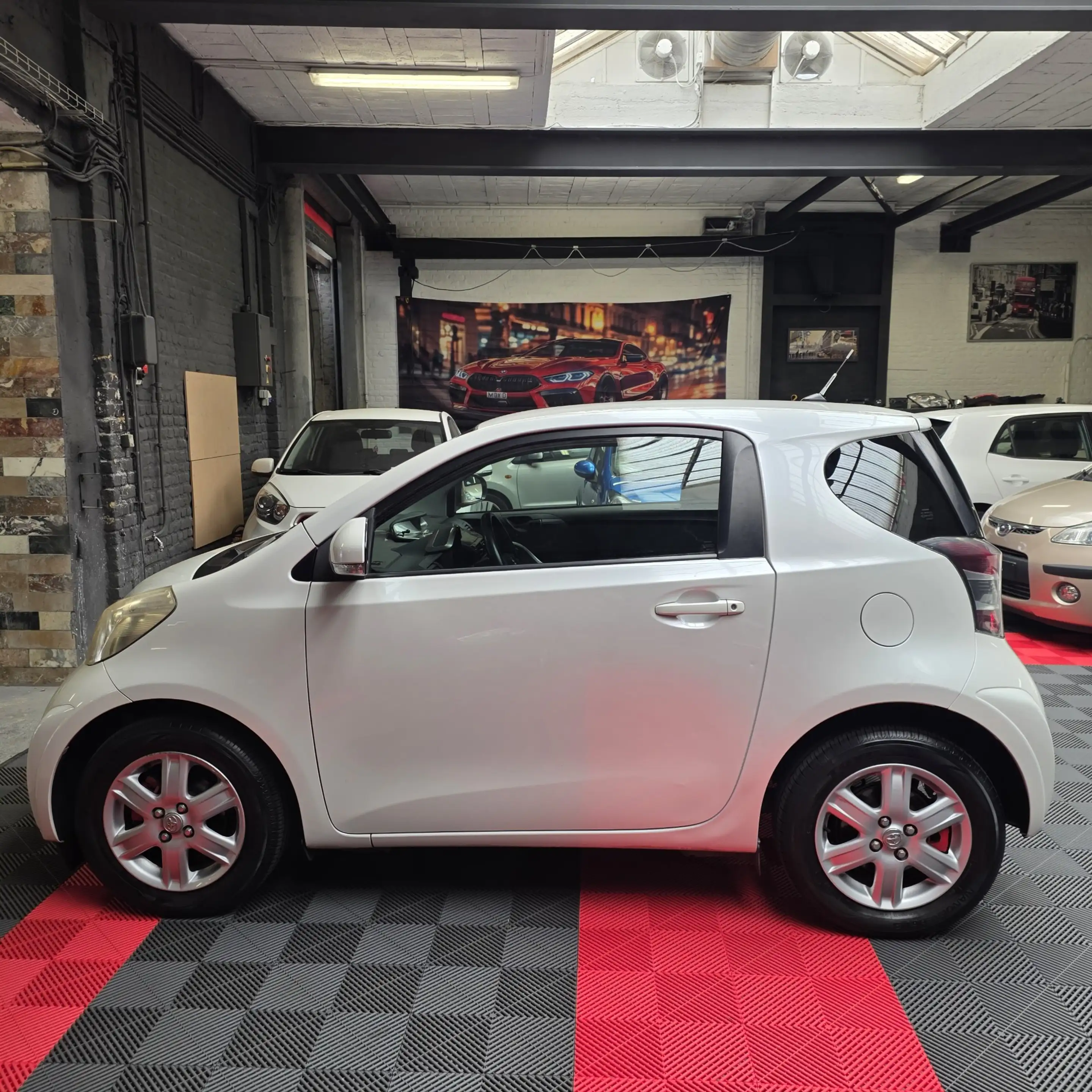 Toyota iQ 1.0i VVT-i Airco 12 Mois de garantie — photo 5