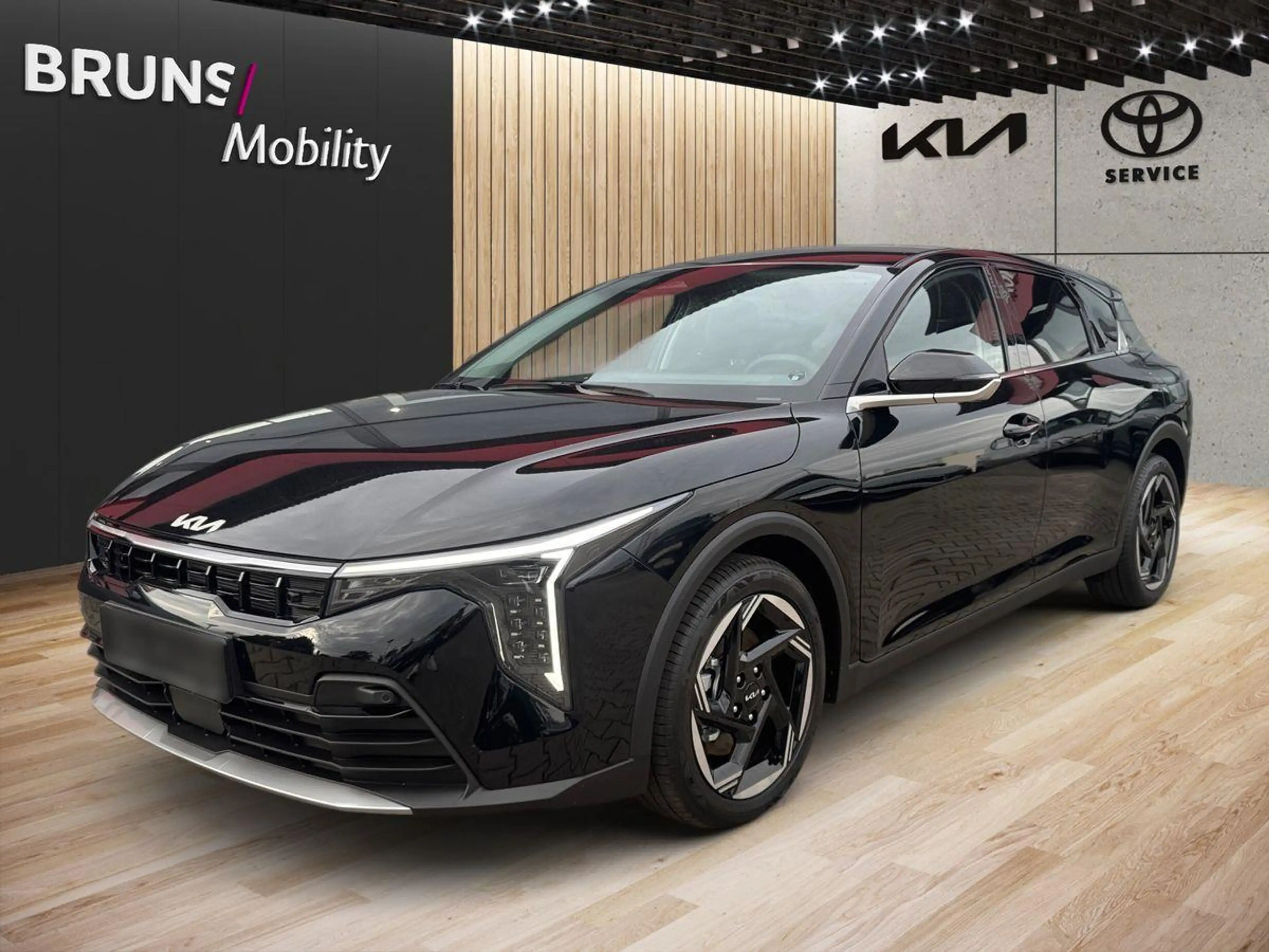 Kia K4 1.6 T DCT SPIRIT — photo 2