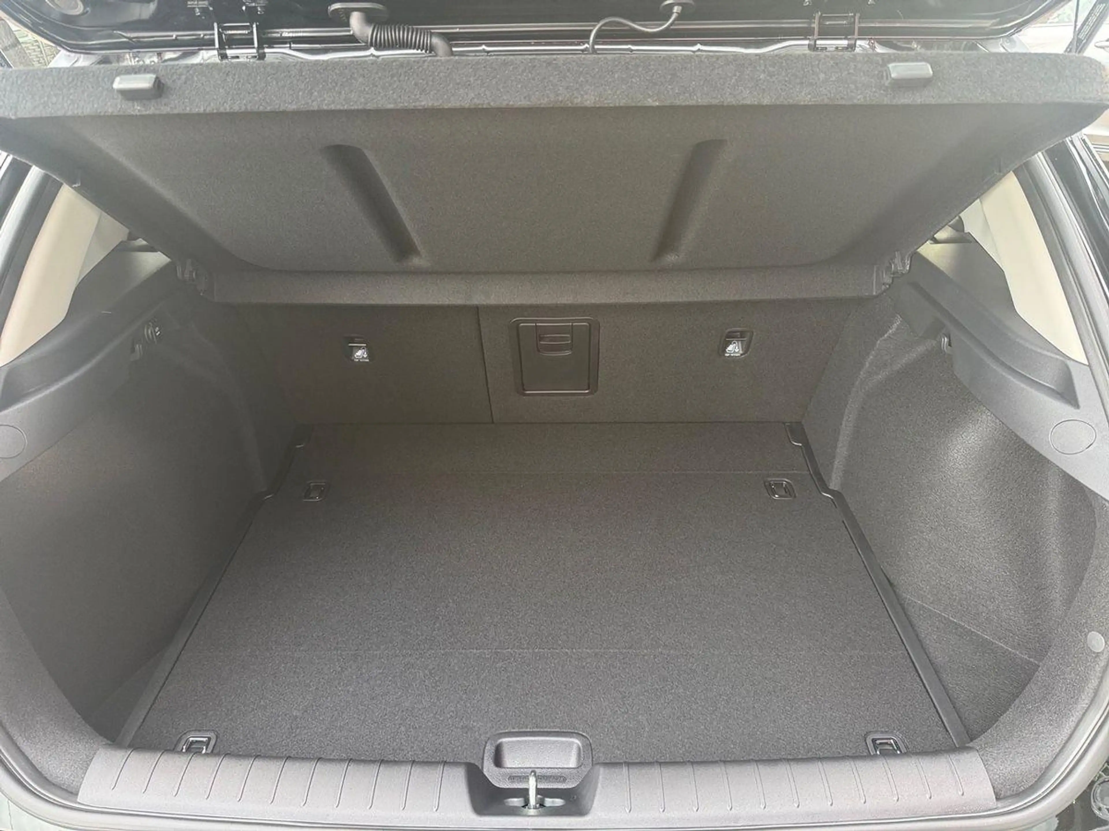 Kia K4 1.6 T DCT SPIRIT — photo 13