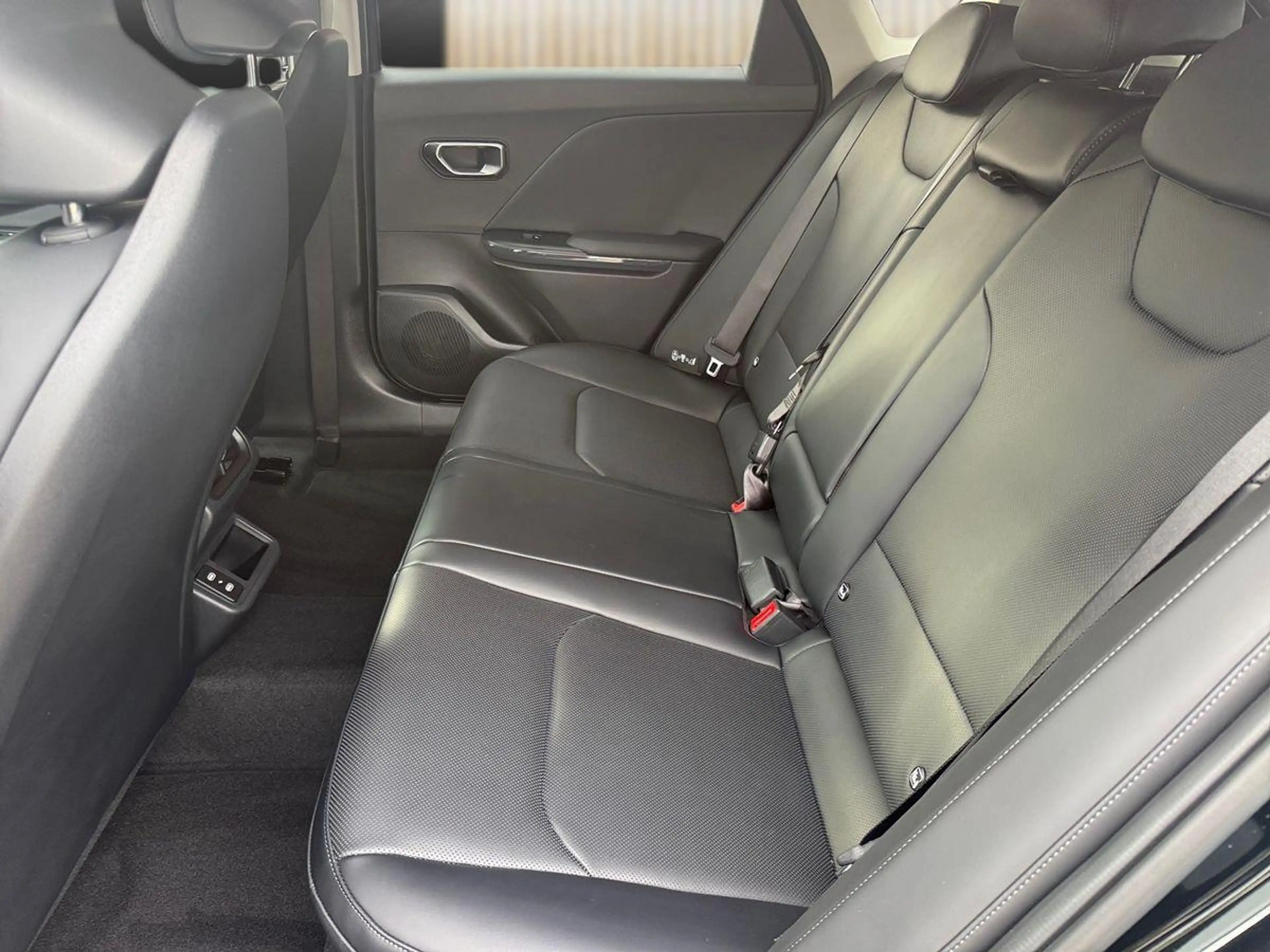 Kia K4 1.6 T DCT SPIRIT — photo 12