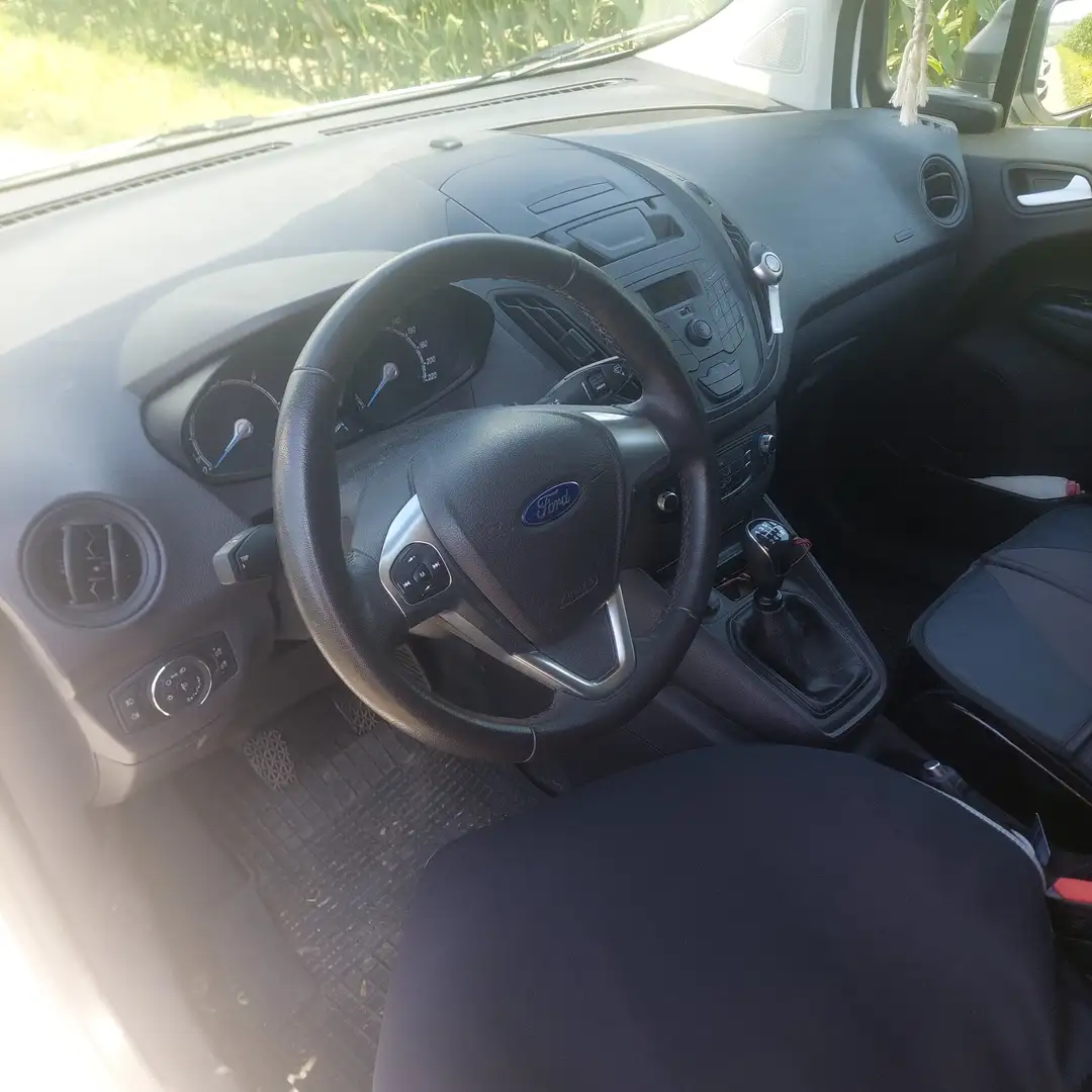 Ford Courier Trend Weiß - 2