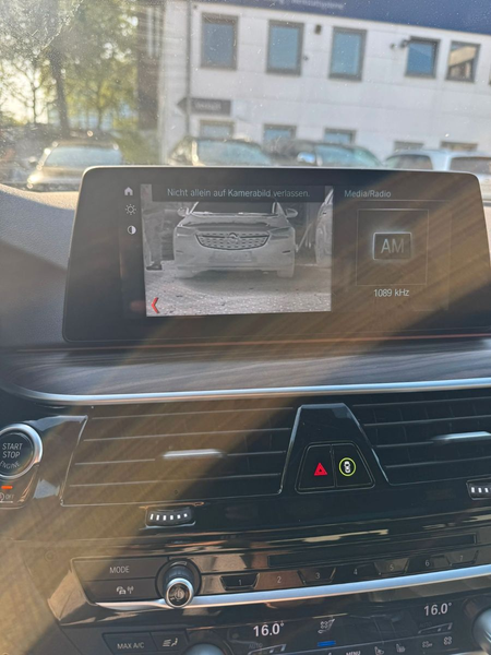 BMW 550 iA xDrive /HUD/LED/Keyless/Night/360 — photo 15