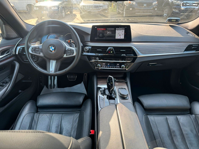 BMW 550 iA xDrive /HUD/LED/Keyless/Night/360 — photo 12