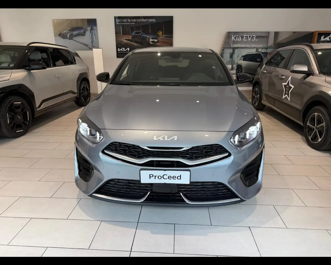 Kia ProCeed / pro_cee'd 1.5 T-GDi MHEV GT Line Gri - 2