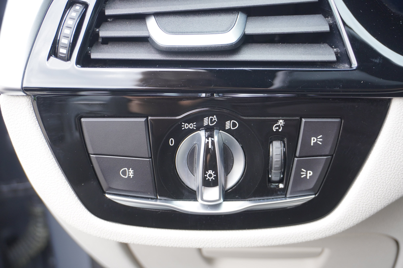 BMW 530 i Touring M Sport HeadUp Laser ACC Kamera Komforts — photo 13
