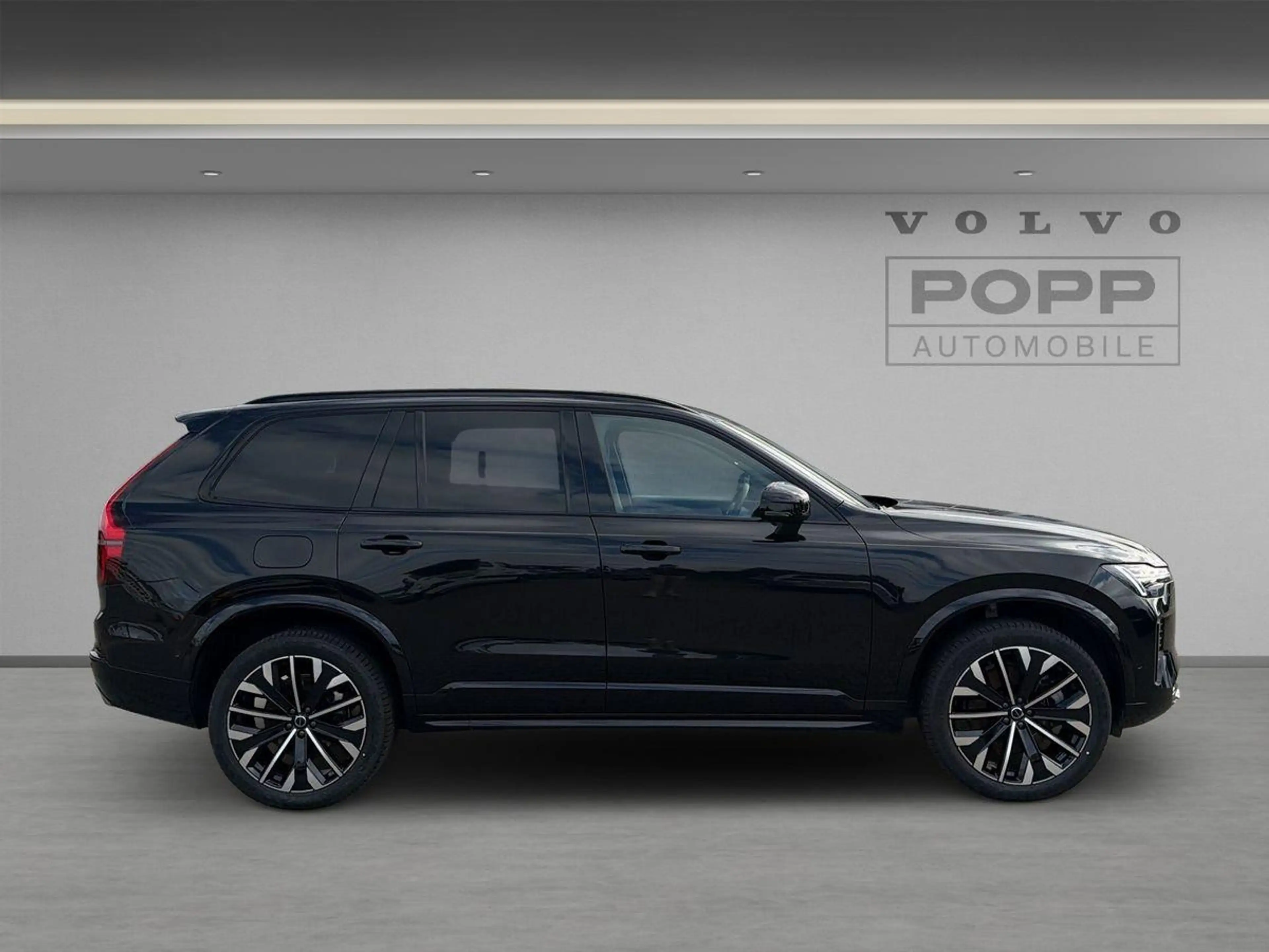 Volvo XC90 T8 AWD Plus Dark Recharge 360° ACC HUD PANO — photo 6