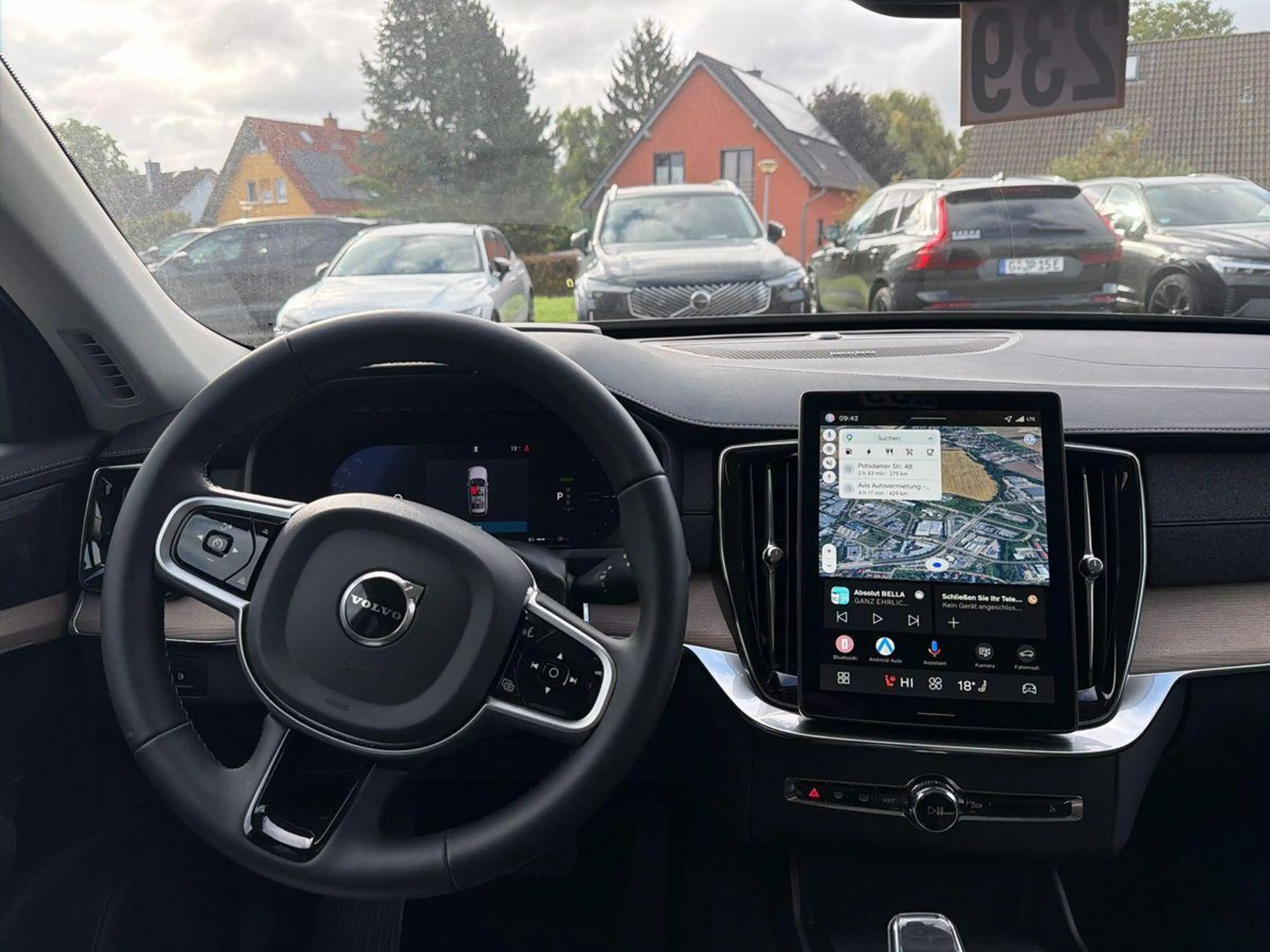 Volvo XC90 T8 AWD Plus Dark Recharge 360° ACC HUD PANO — photo 15
