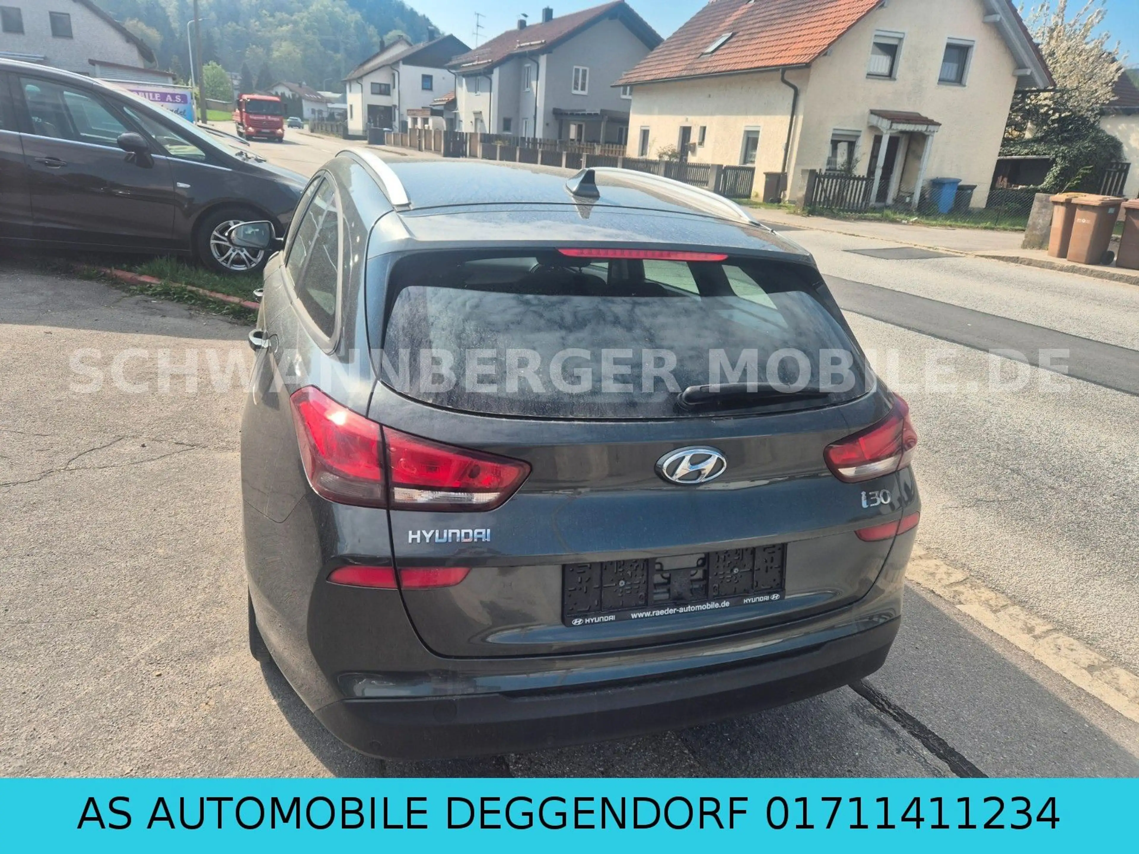 Hyundai i30 cw Select-AUTOMATIKGETRIEBE-1.HAND-EURO6 — photo 4