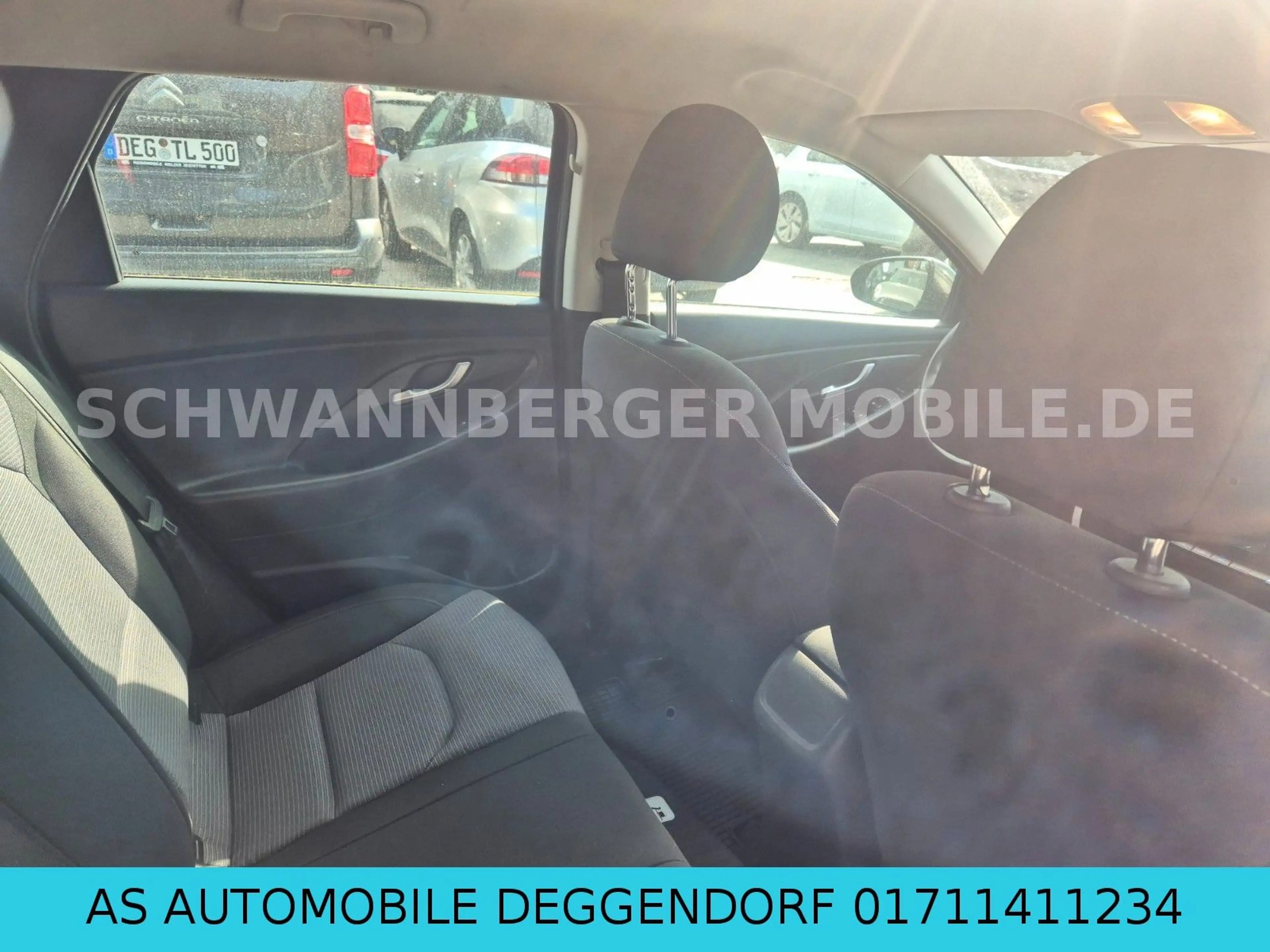 Hyundai i30 cw Select-AUTOMATIKGETRIEBE-1.HAND-EURO6 — photo 15