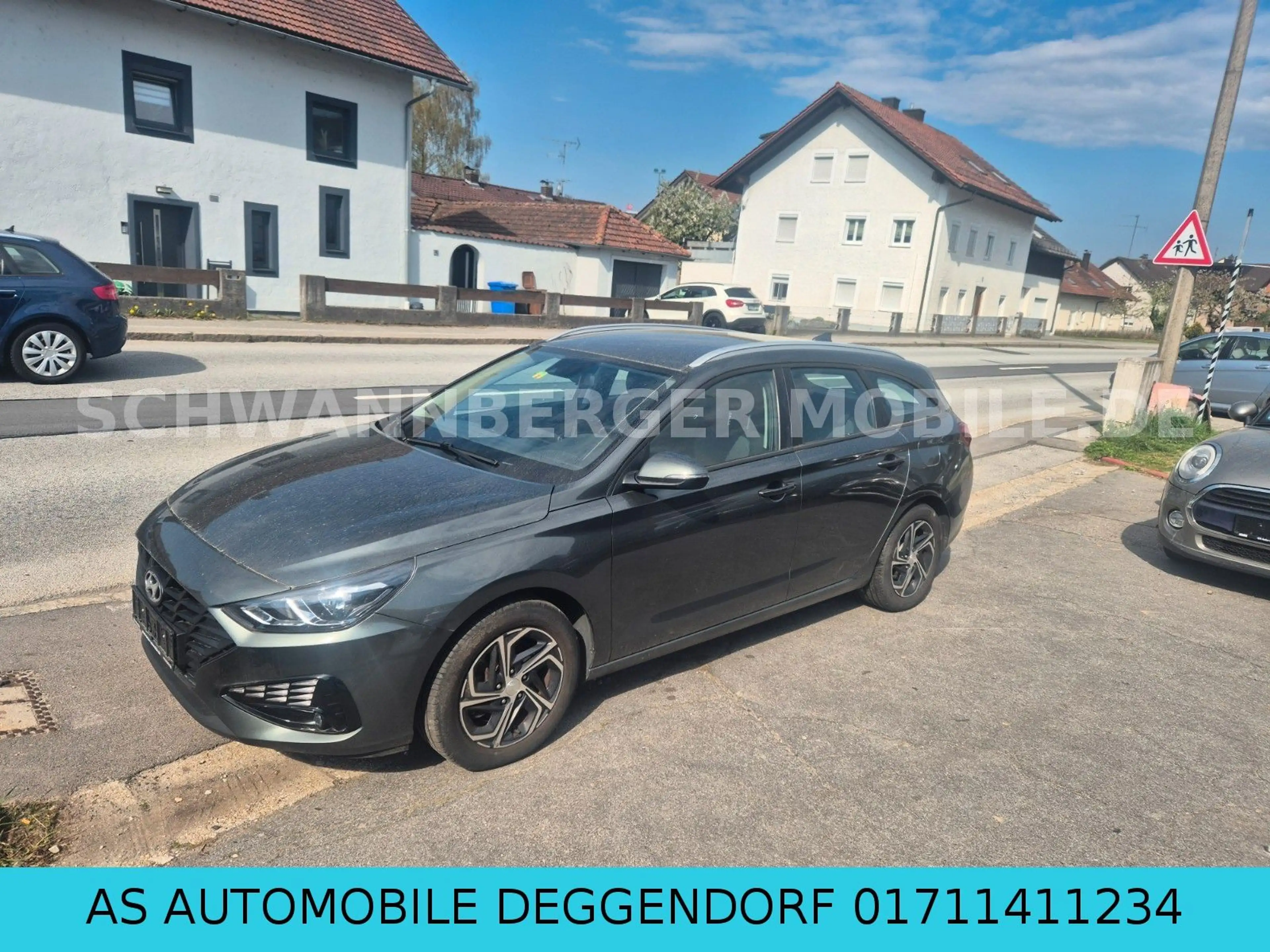 Hyundai i30 cw Select-AUTOMATIKGETRIEBE-1.HAND-EURO6 — photo 3