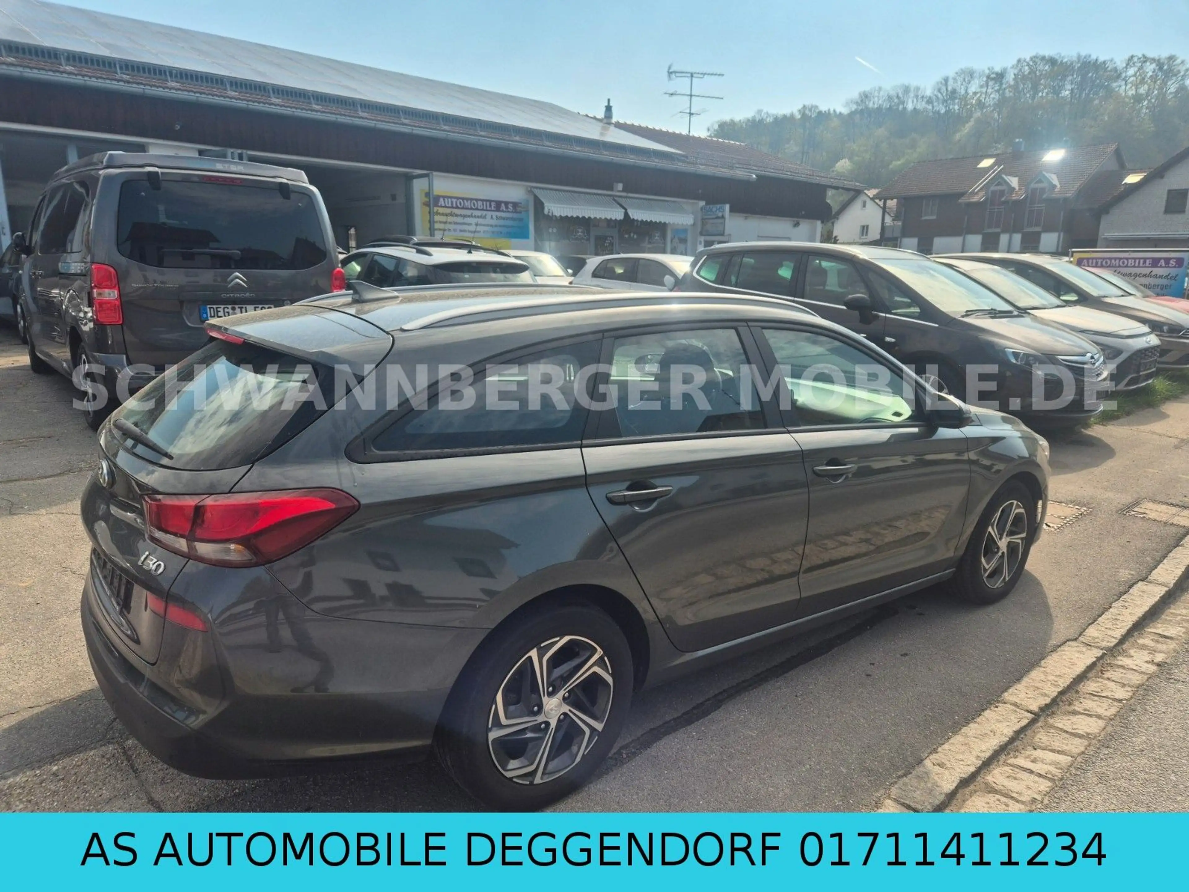 Hyundai i30 cw Select-AUTOMATIKGETRIEBE-1.HAND-EURO6 — photo 12