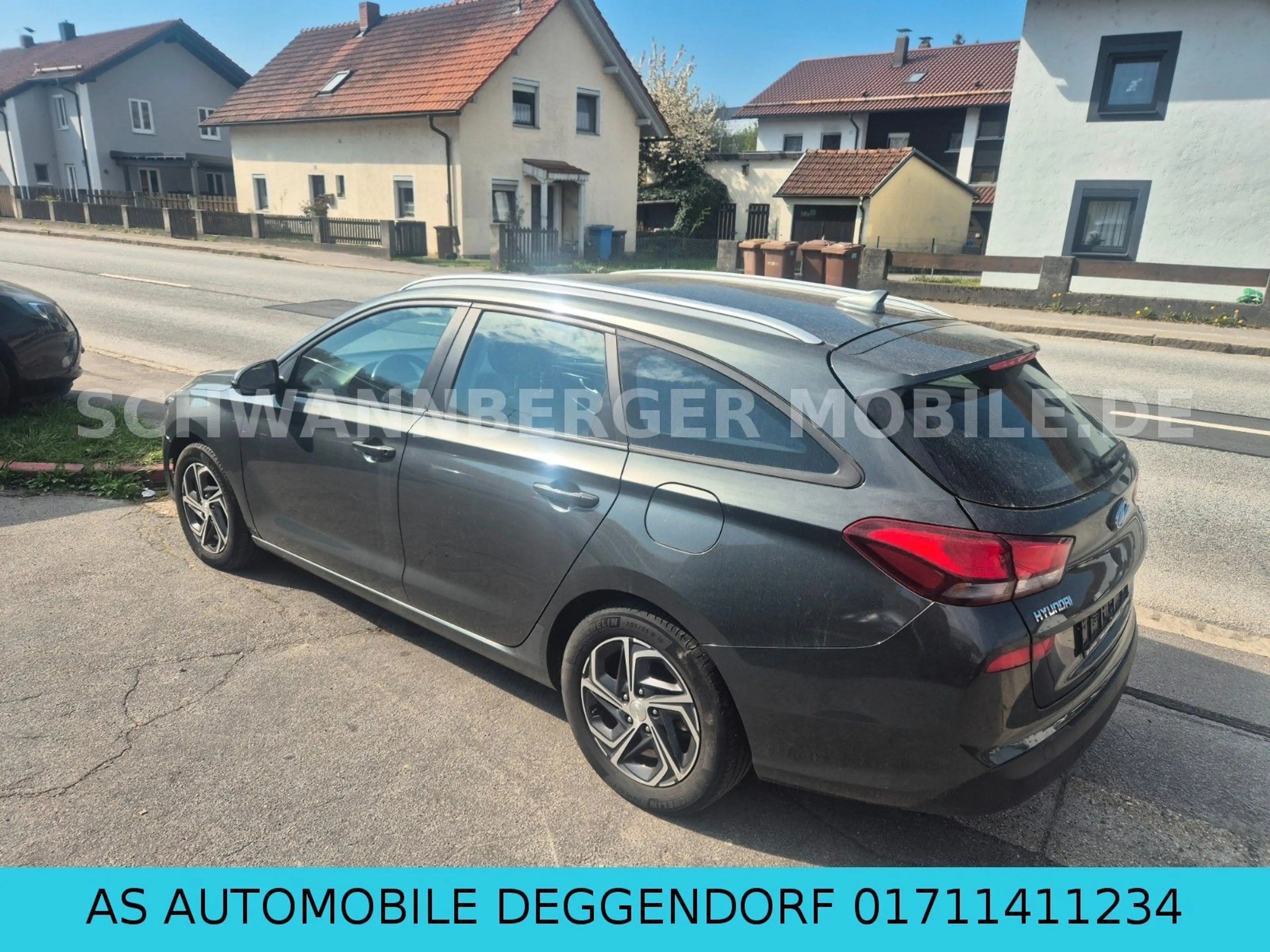 Hyundai i30 cw Select-AUTOMATIKGETRIEBE-1.HAND-EURO6 — photo 11