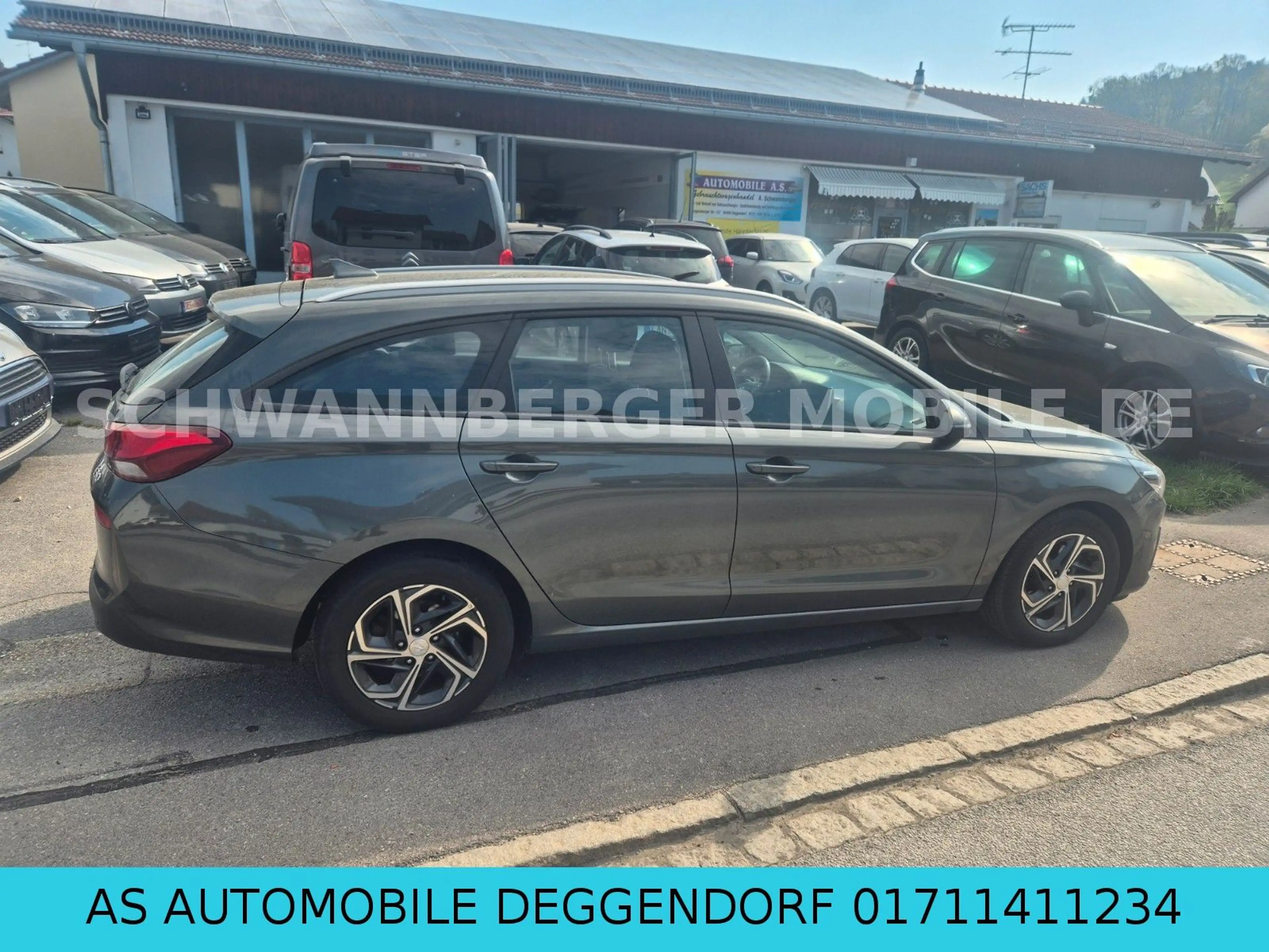 Hyundai i30 cw Select-AUTOMATIKGETRIEBE-1.HAND-EURO6 — photo 10