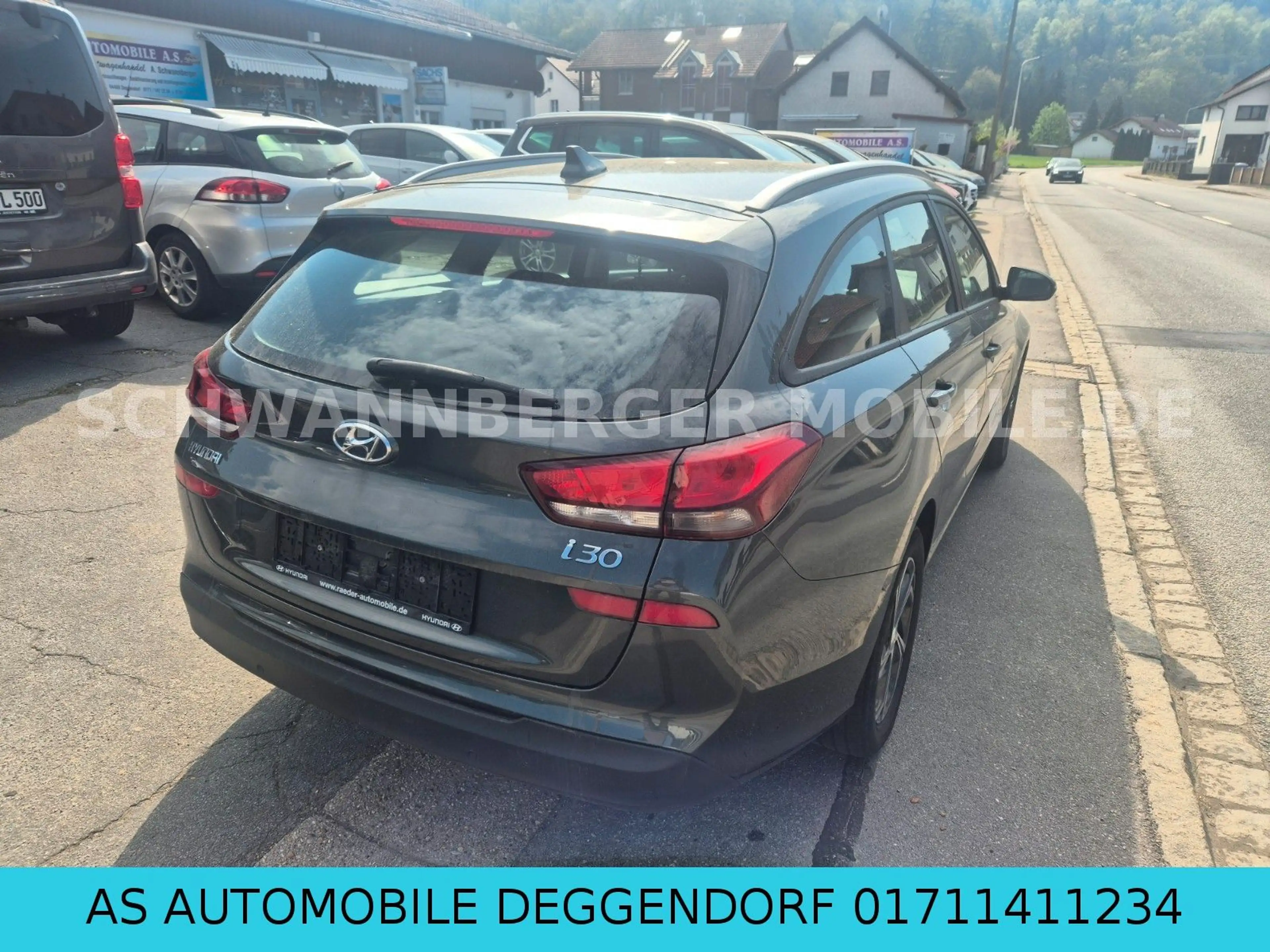 Hyundai i30 cw Select-AUTOMATIKGETRIEBE-1.HAND-EURO6 — photo 6