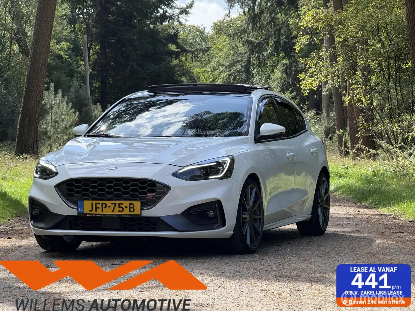 Ford Focus 2.3 EcoBoost ST-3 PERFORMANCE PACK-PANO-19'INCH Blanc - 1