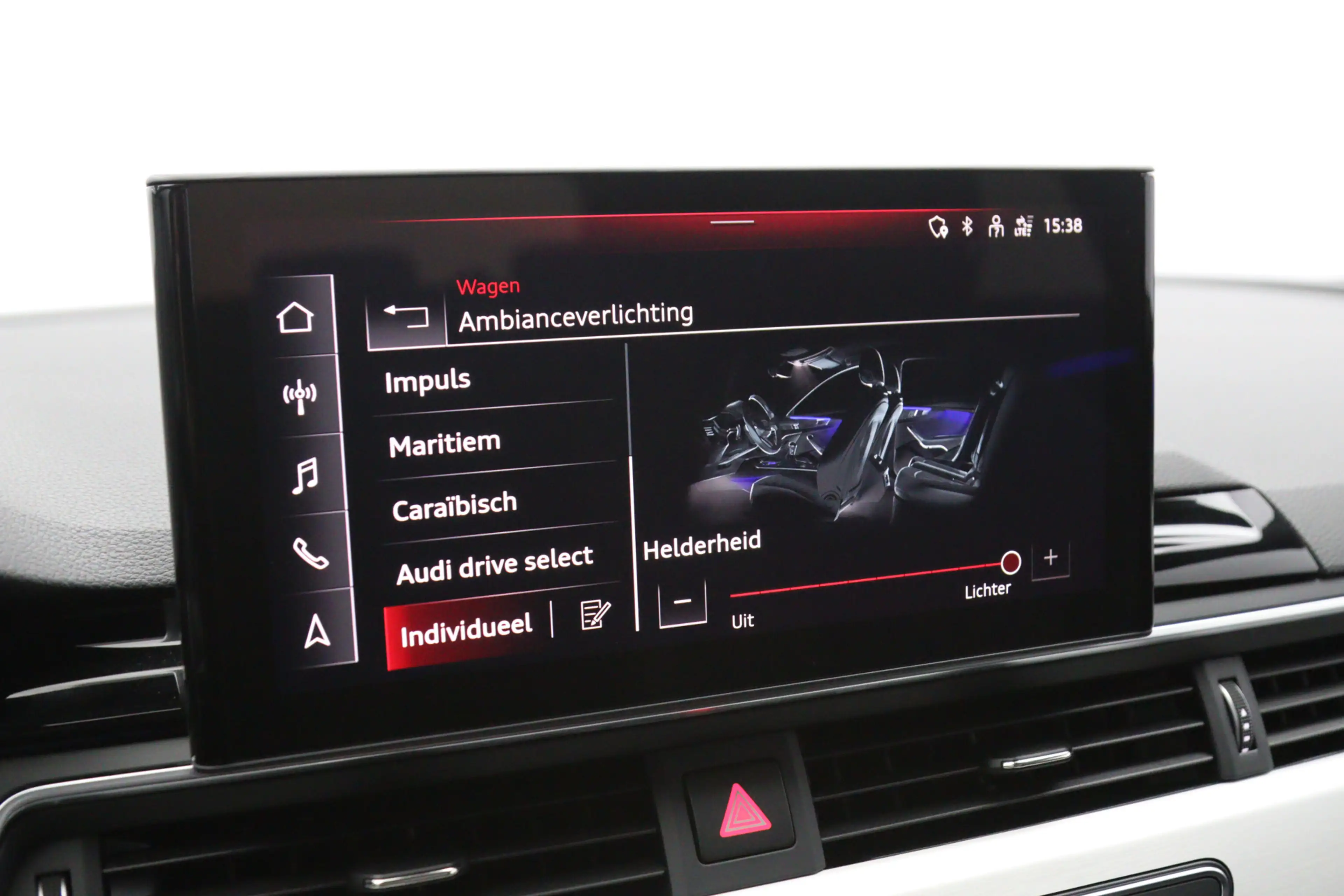 Audi A4 Avant 40 TFSI Quattro S-Line Edition Competition, — photo 32