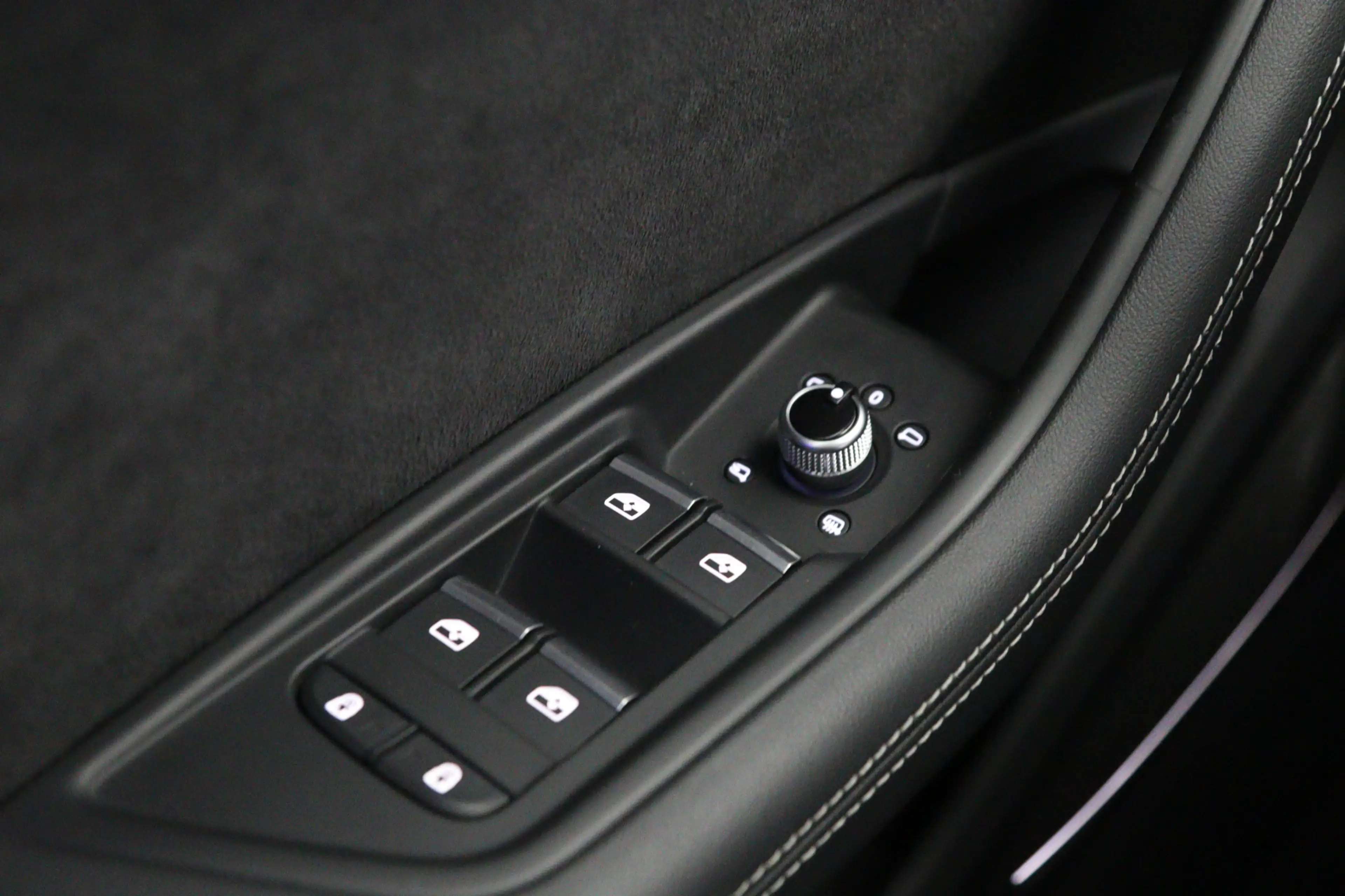 Audi A4 Avant 40 TFSI Quattro S-Line Edition Competition, — photo 44