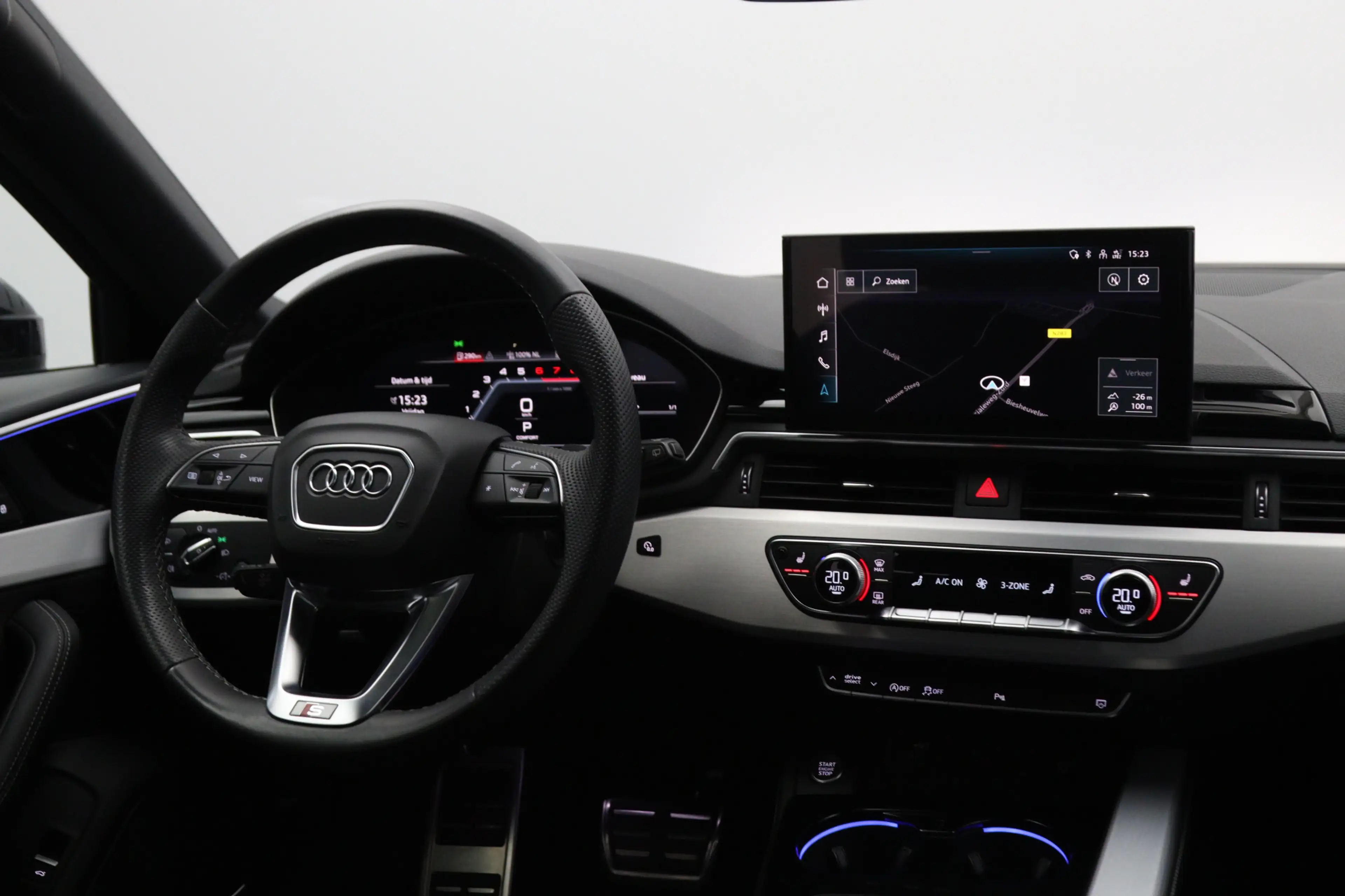 Audi A4 Avant 40 TFSI Quattro S-Line Edition Competition, — photo 13