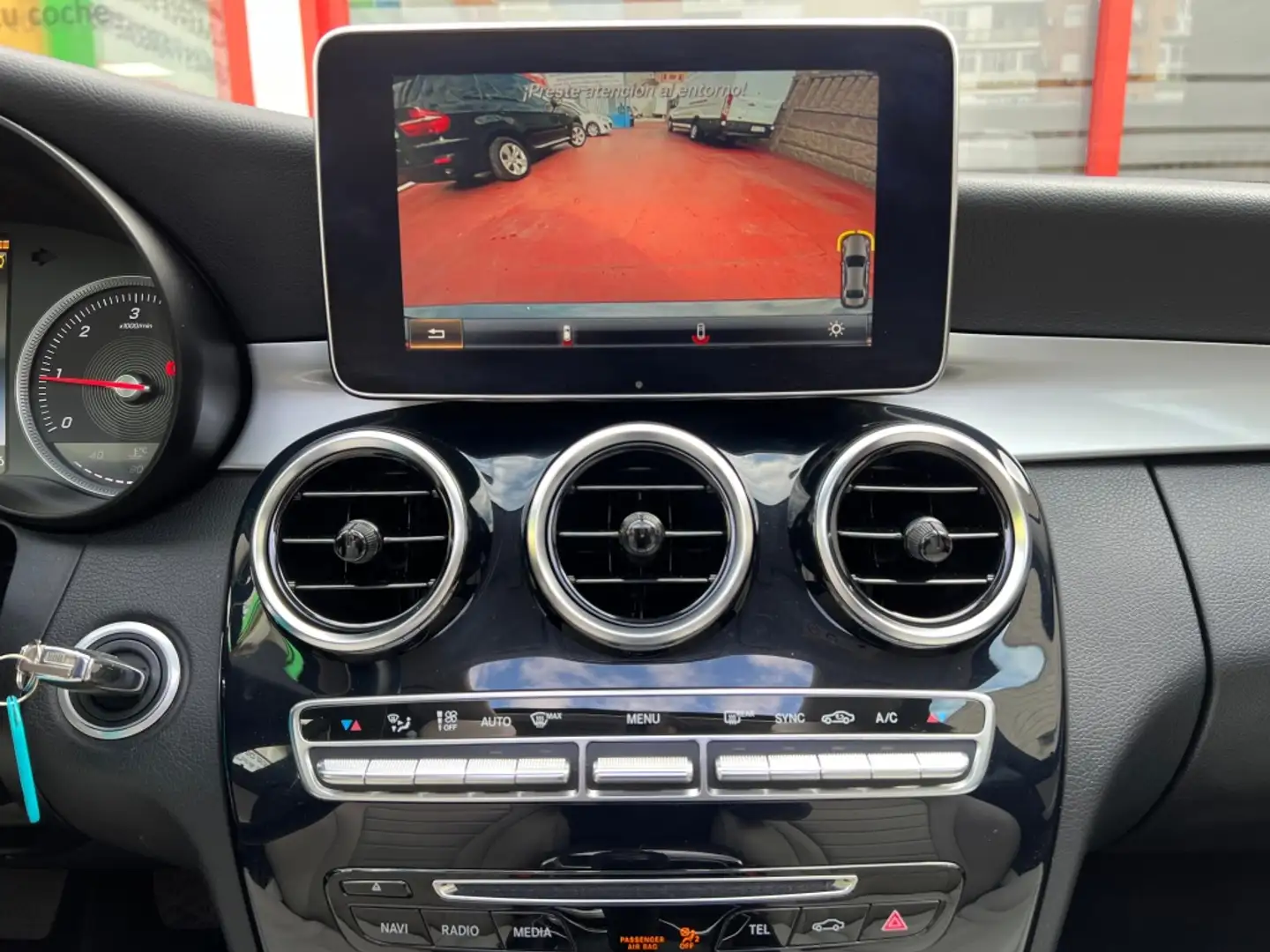 Mercedes-Benz MERCEDES-BENZ Clase C Berlina  Manual de 4 Puertas Argent - 2