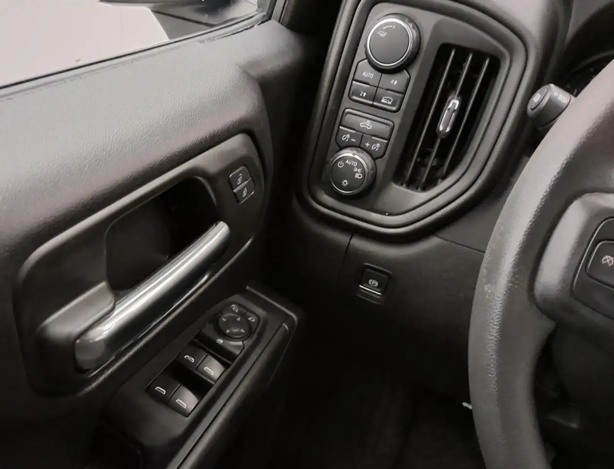 Chevrolet Silverado 1500 fotografie Chevrolet Silverado 1500