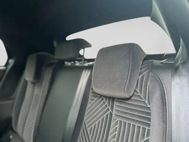 Lancia Ypsilon view 8