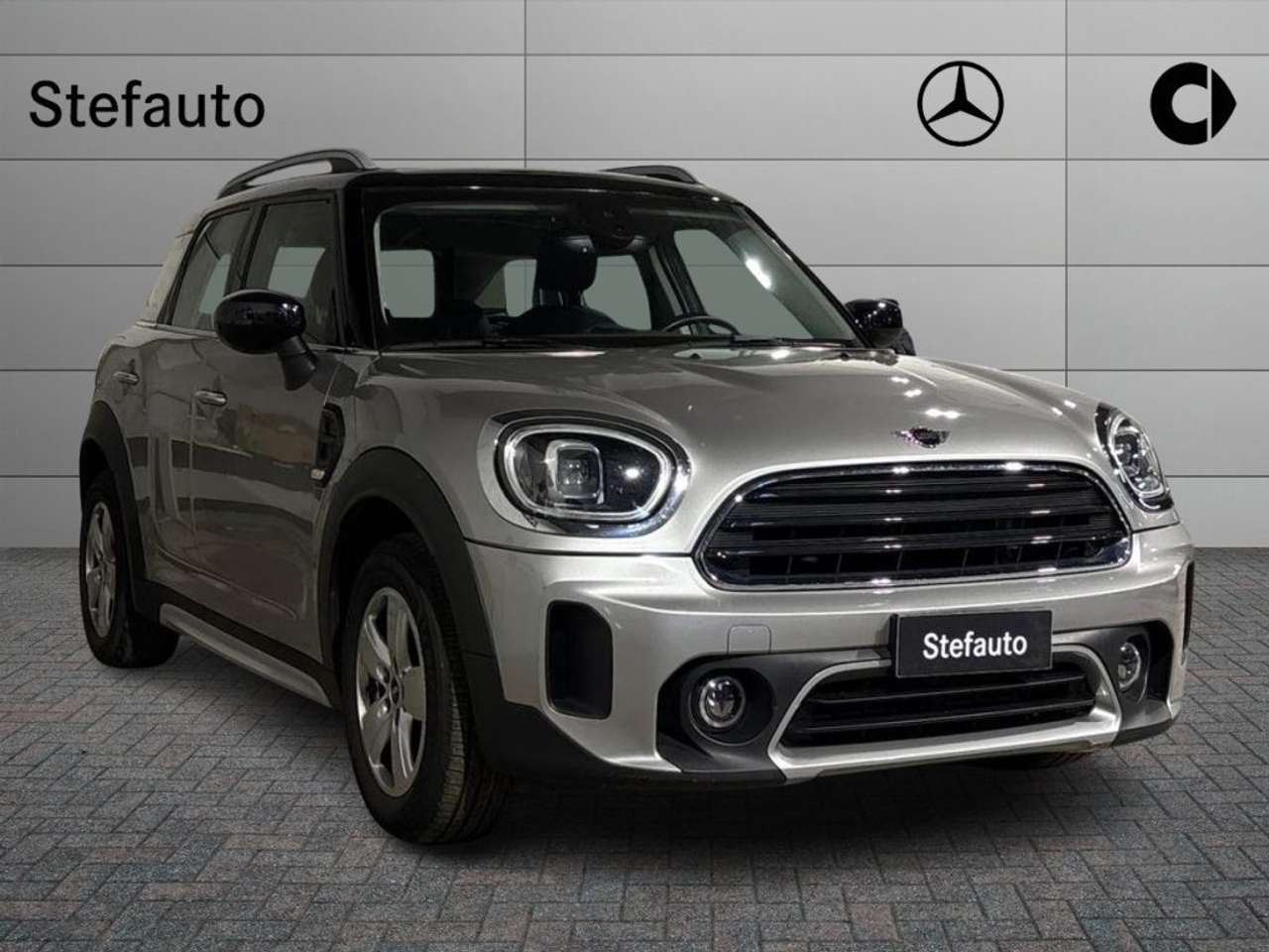 MINI Cooper Countryman 1.5 Essential