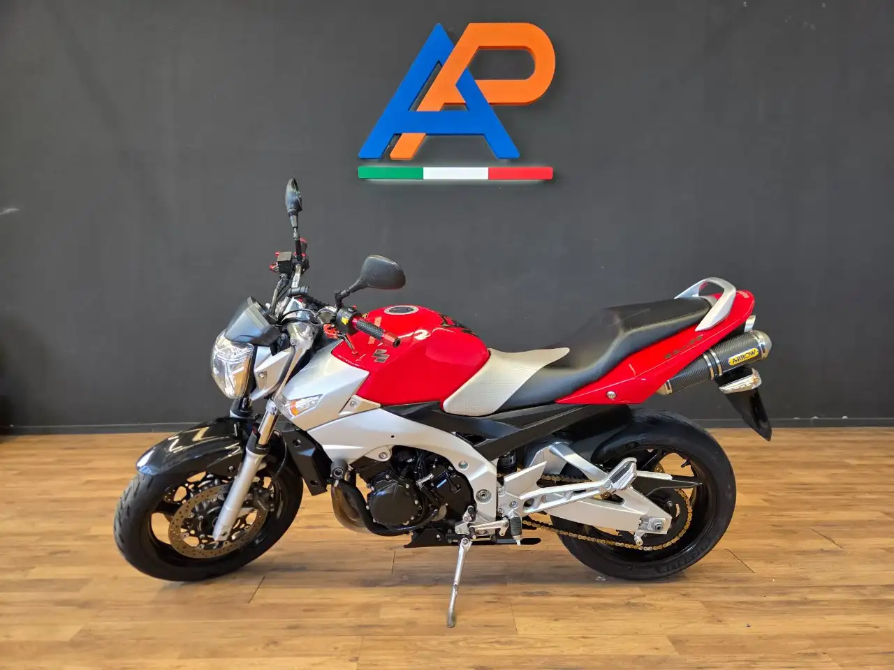 Suzuki GSR 600