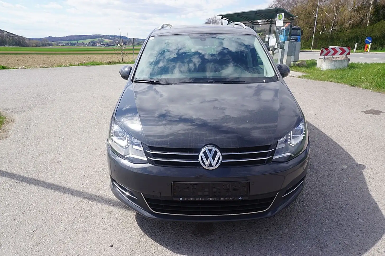 Volkswagen Sharan Sky BMT 2,0 TDI DPF DSG Grau - 1