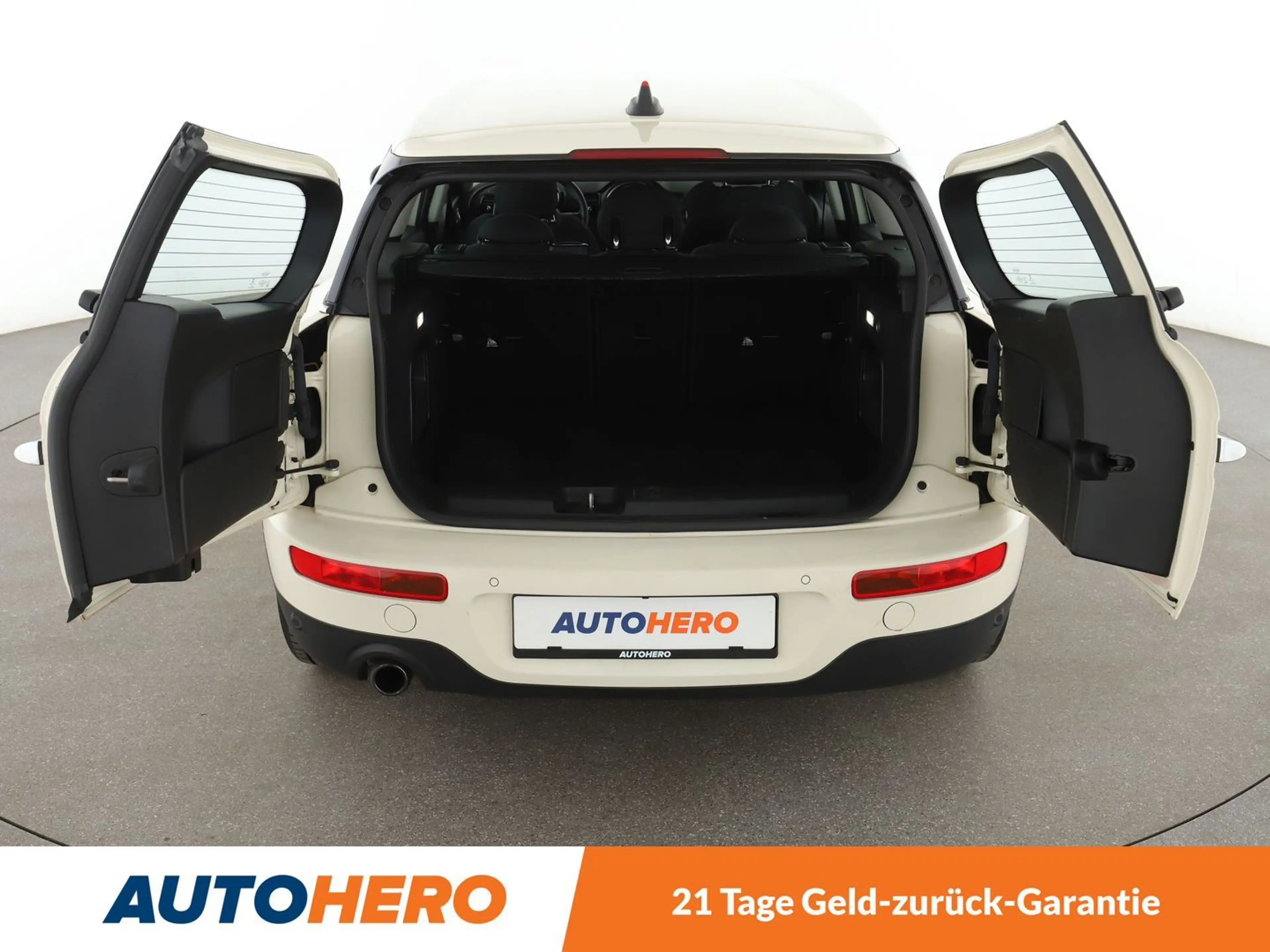 MINI Cooper Clubman Cooper Aut.*NAVI*TEMPO*PDC*SHZ*LIM* — photo 15