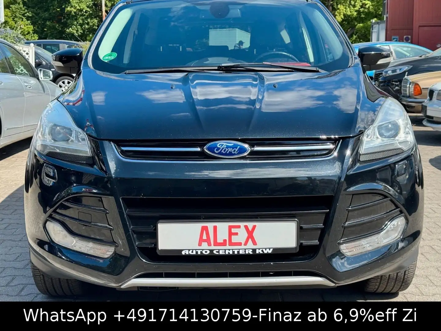 Ford Kuga Titanium 4x4-KLIMA-SHZG-AHK-BIXENON-SER NEU Schwarz - 2