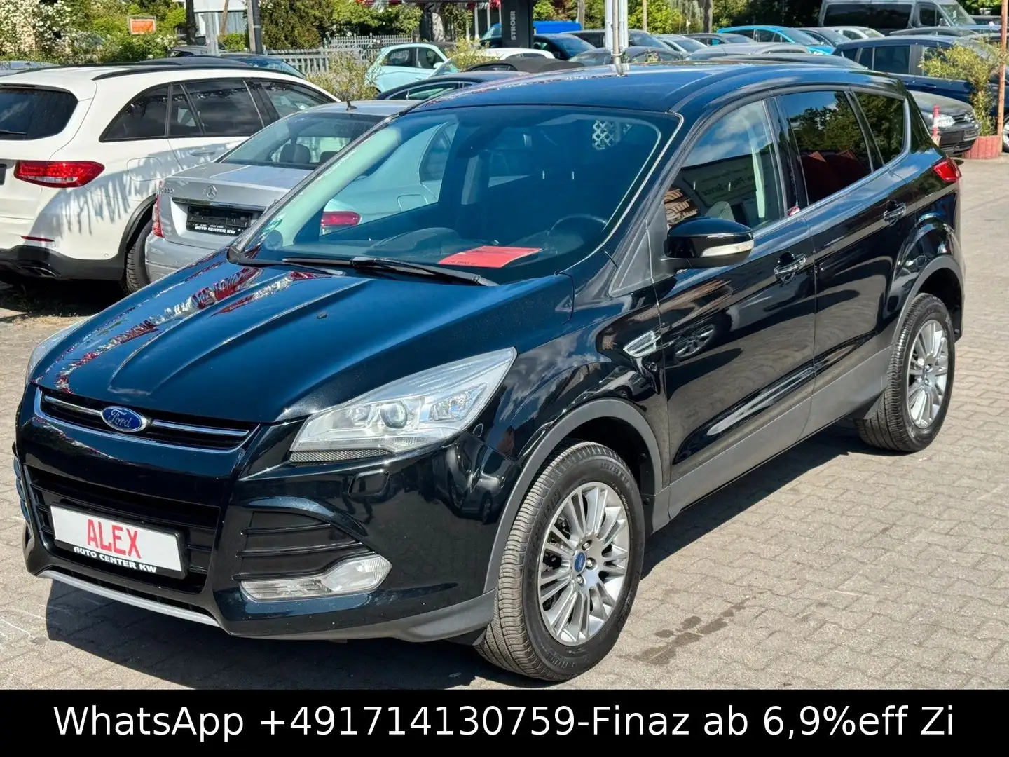 Ford Kuga Titanium 4x4-KLIMA-SHZG-AHK-BIXENON-SER NEU Schwarz - 1