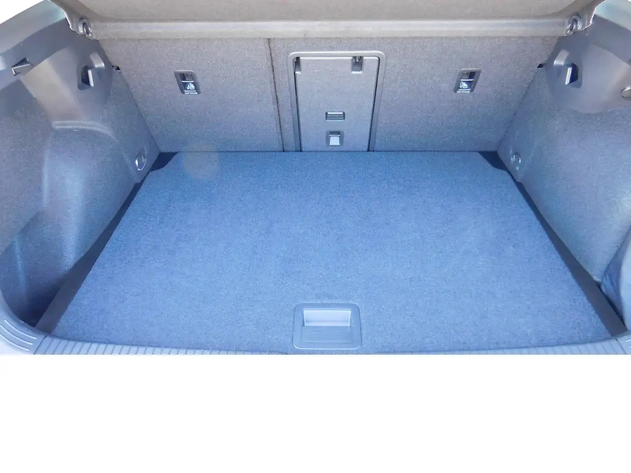 Volkswagen Golf III 1.5 Life TSI BMT Klima Navi Alu, миниатюра 17