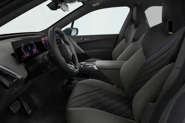BMW iX view 4
