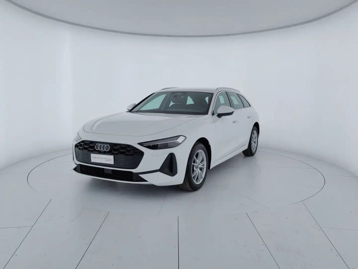 Audi A5 Avant TDI 150 kW S tronic mHEV+ Business Bianco - 1