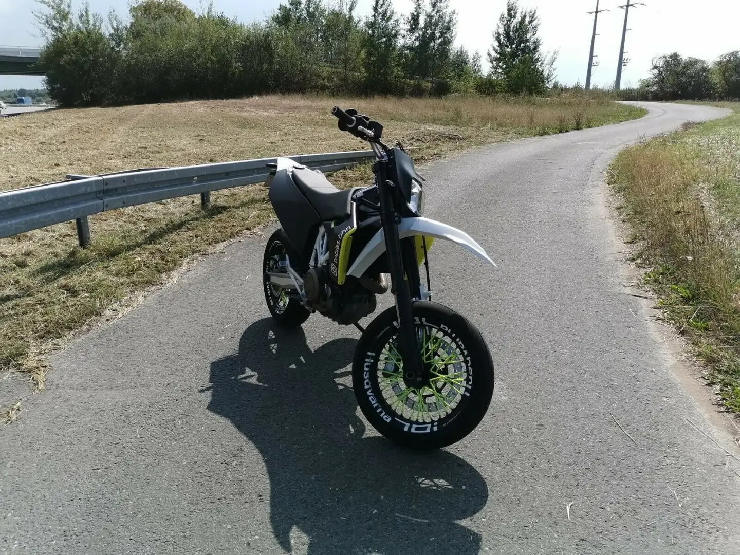 Husqvarna 701 Supermoto Fekete - 2