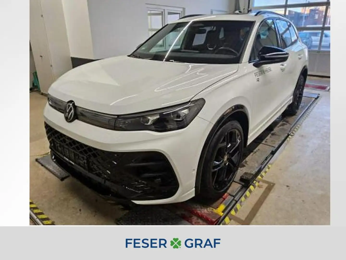 Volkswagen Tiguan R-Line 2.0 TSI 4Motion DSG/LED/Sitzhzg./Area View/ Weiß - 1
